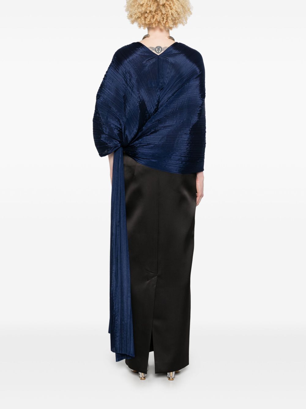 Pleats Please Scarfs Blue PP57AD13175 (PLEATS PLEASE ISSEY MIYAKE / スカーフ・マフラー ) | PLEATS PLEASE ISSEY MIYAKE (プリーツ プリーズ イッセイ ミヤケ)(2)