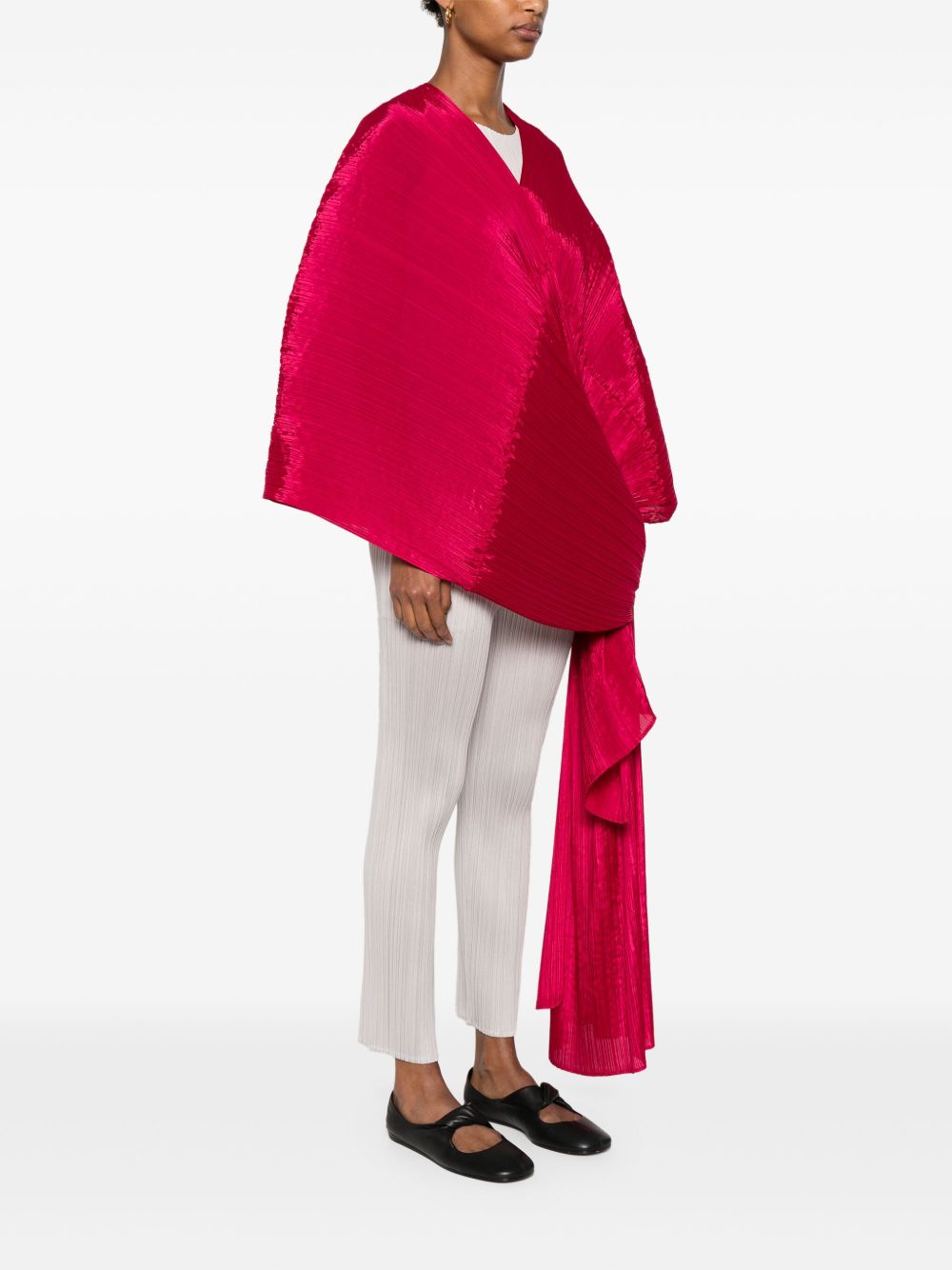 Pleats Please Scarfs Red PP56AD42623 (PLEATS PLEASE ISSEY MIYAKE / スカーフ・マフラー ) | PLEATS PLEASE ISSEY MIYAKE (プリーツ プリーズ イッセイ ミヤケ)(3)