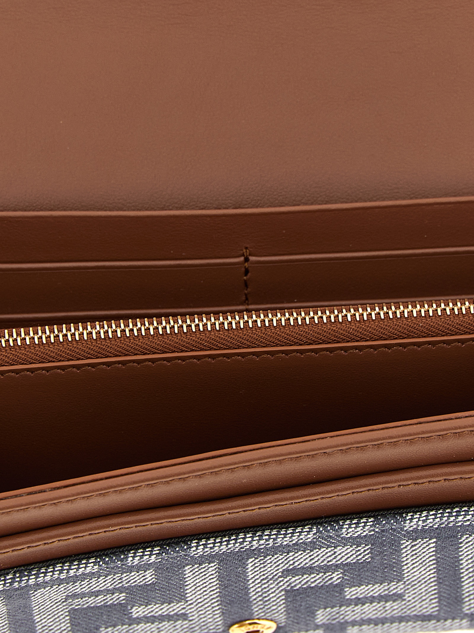 'Continental Baguette' wallet on chain 8M0365AUT4F1SXQ (FENDI / 財布・カードケース ) | FENDI (フェンディ)(3)