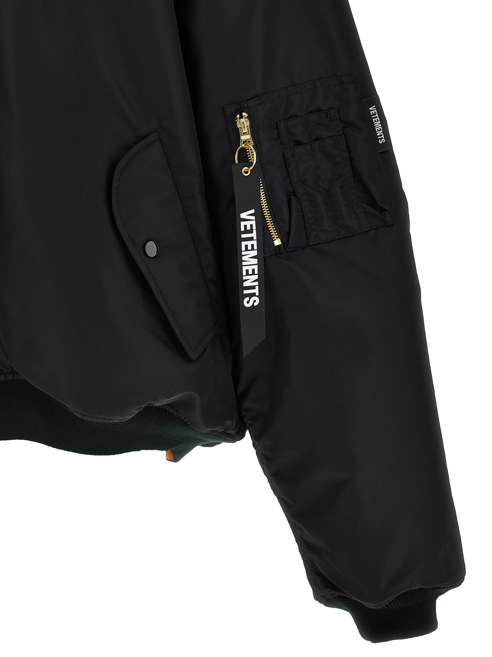 'Alpha Industries Edition' reversible bomber jacket UA66JA310BBLACK (VETEMENTS / カジュアルジャケット ) | VETEMENTS (ヴェトモン)(4)