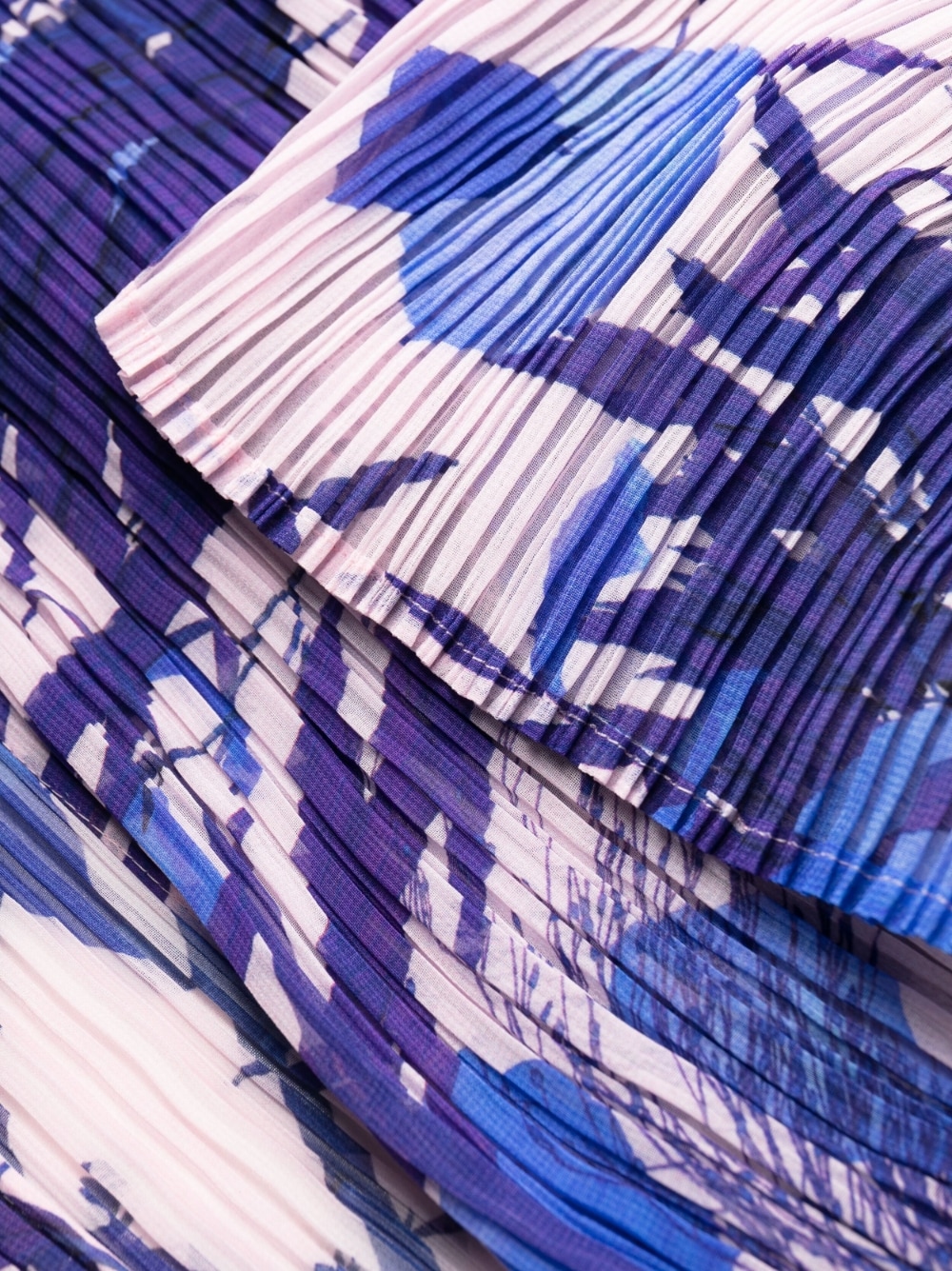 Pleats Please Scarfs Purple PP37AD14181 (PLEATS PLEASE ISSEY MIYAKE / シャツ・ブラウス ) | PLEATS PLEASE ISSEY MIYAKE (プリーツ プリーズ イッセイ ミヤケ)(1)
