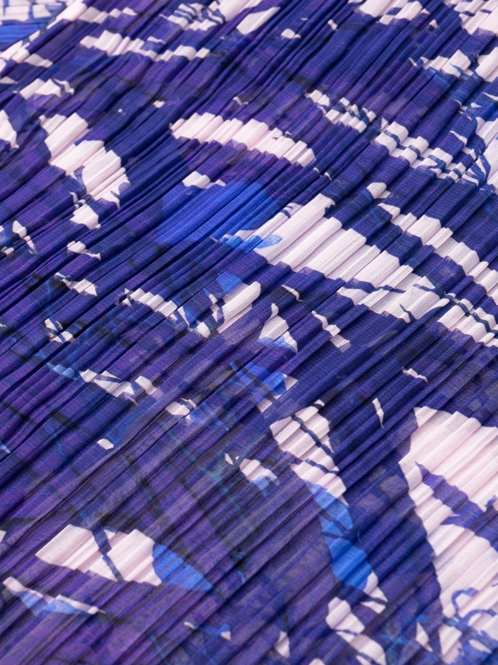 Pleats Please Scarfs Purple PP37AD14181 (PLEATS PLEASE ISSEY MIYAKE / シャツ・ブラウス ) | PLEATS PLEASE ISSEY MIYAKE (プリーツ プリーズ イッセイ ミヤケ)(2)