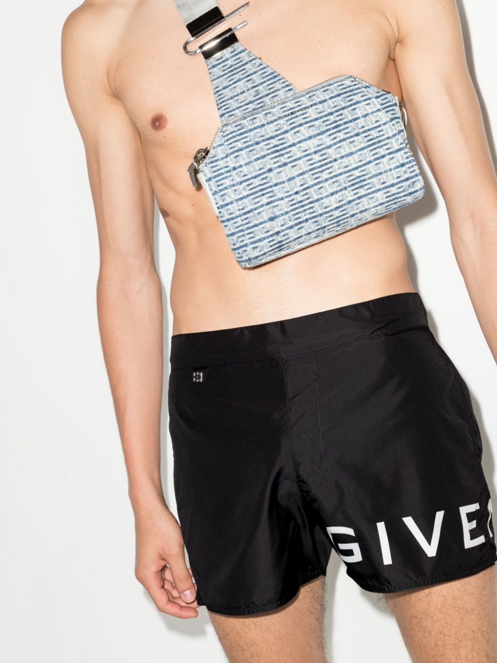 Givenchy Sea clothing Black BMA00W1453001 (GIVENCHY / スイムウェア ) | GIVENCHY (ジバンシィ)(1)