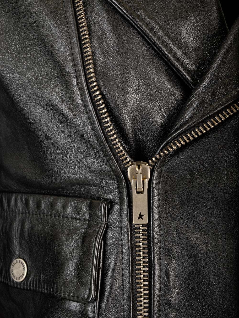Black leather jacket GMP02258P00119590100 (Golden Goose / レザー&ファージャケット・コート ) | Golden Goose (ゴールデングース)(3)