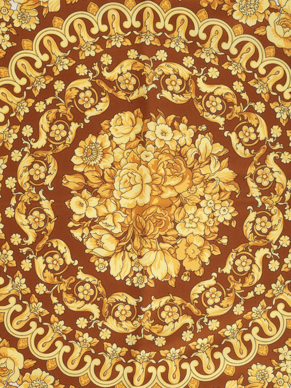 Large scarf with Baroque print 10016001A155465N790 (VERSACE / スカーフ・マフラー ) | VERSACE (ヴェルサーチェ)(2)