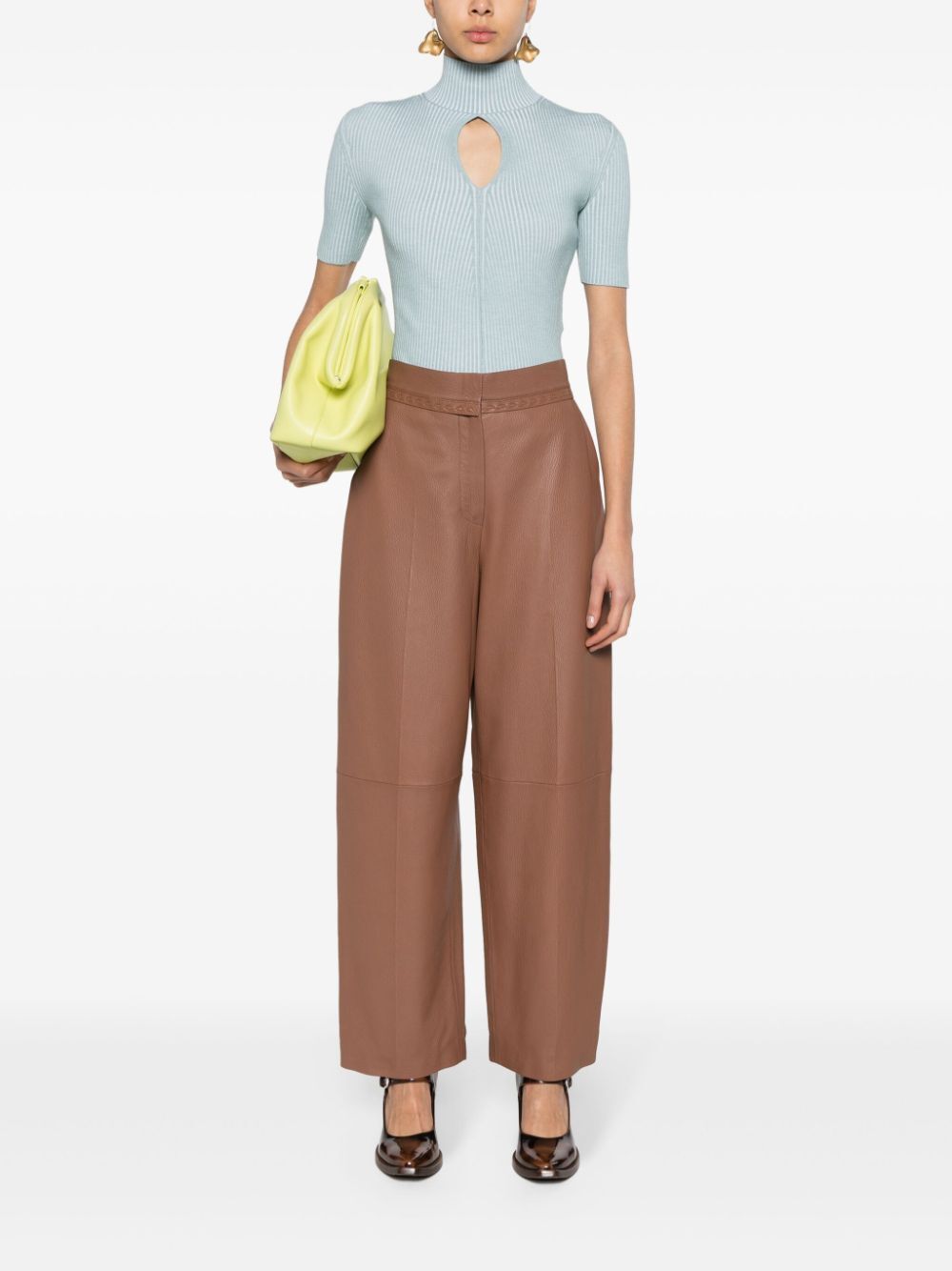 TAN-COLOURED LEATHER TROUSERS FPP811ARTZF1NY9 (FENDI / パンツ ) | FENDI (フェンディ)(1)