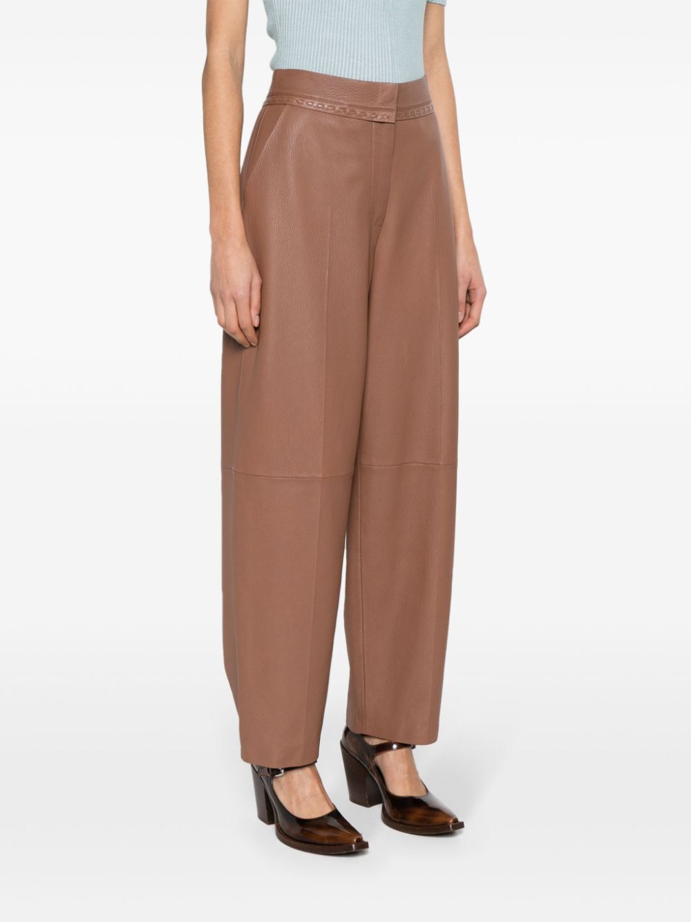 TAN-COLOURED LEATHER TROUSERS FPP811ARTZF1NY9 (FENDI / パンツ ) | FENDI (フェンディ)(2)