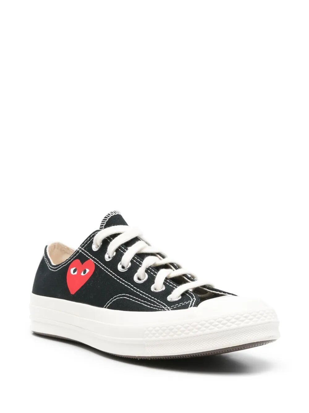 CHUCK TAILOR RED HEART LOW TOP SNEAKERS P1K128BLACK (PLAY Comme Des Garçons / スニーカー ) | PLAY Comme Des Garçons (プレイ コムデギャルソン)(1)