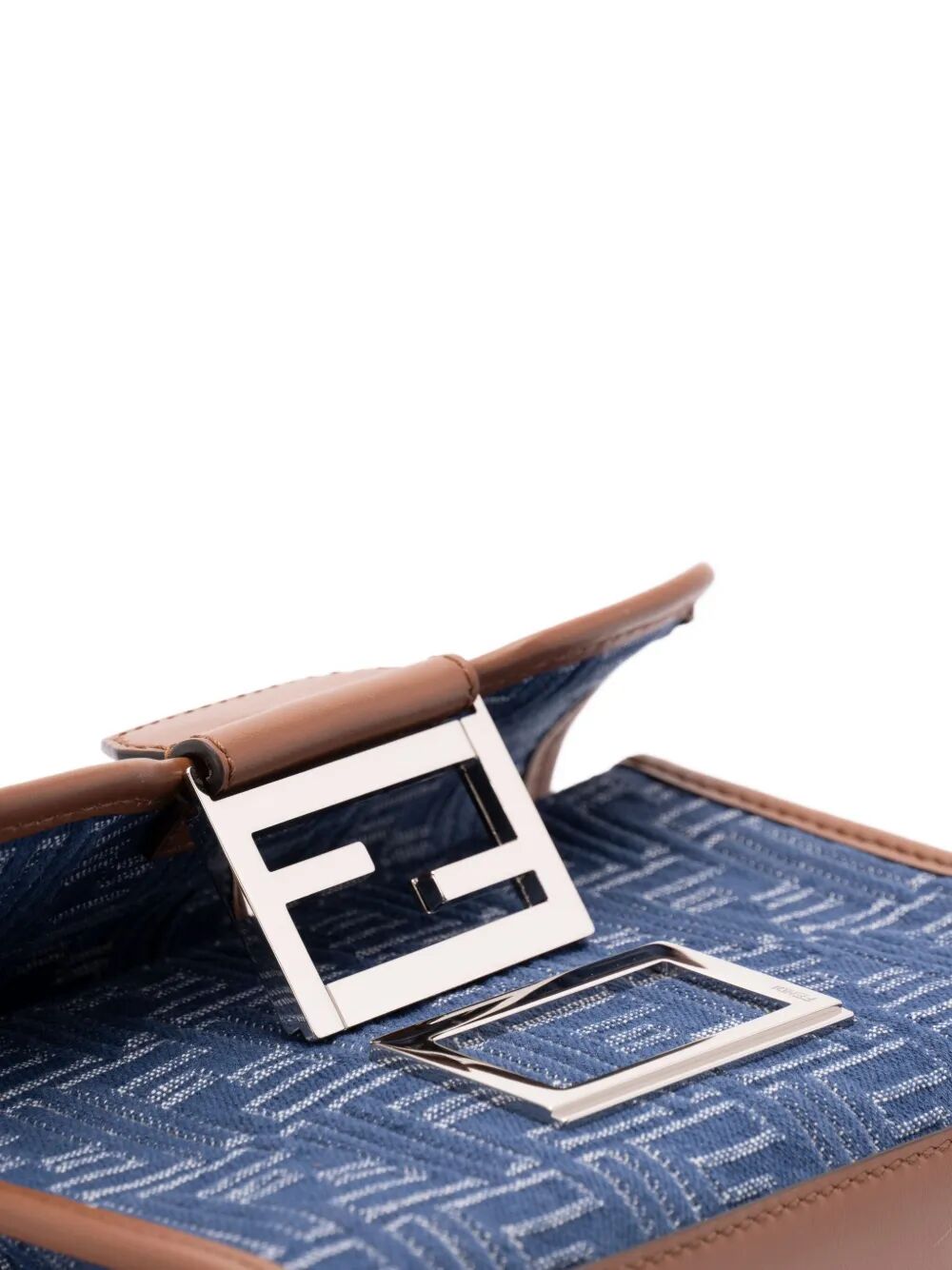 DENIM-EFFECT FF JACQUARD AND LEATHER DOUBLE BAGUETTE BAG 7VA649AUGOF1SCG (FENDI / ハンドバッグ・ショルダーバッグ ) | FENDI (フェンディ)(4)