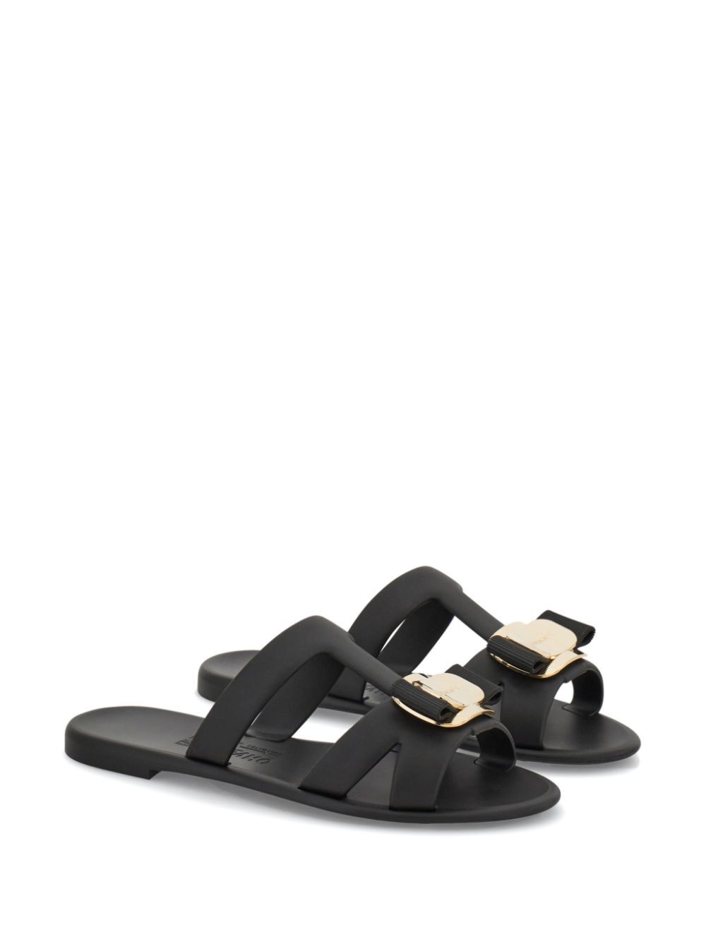 NEW VARA RUBBER SLIDES 01J3250779972NERO (FERRAGAMO / サンダル ) | FERRAGAMO (フェラガモ)(1)