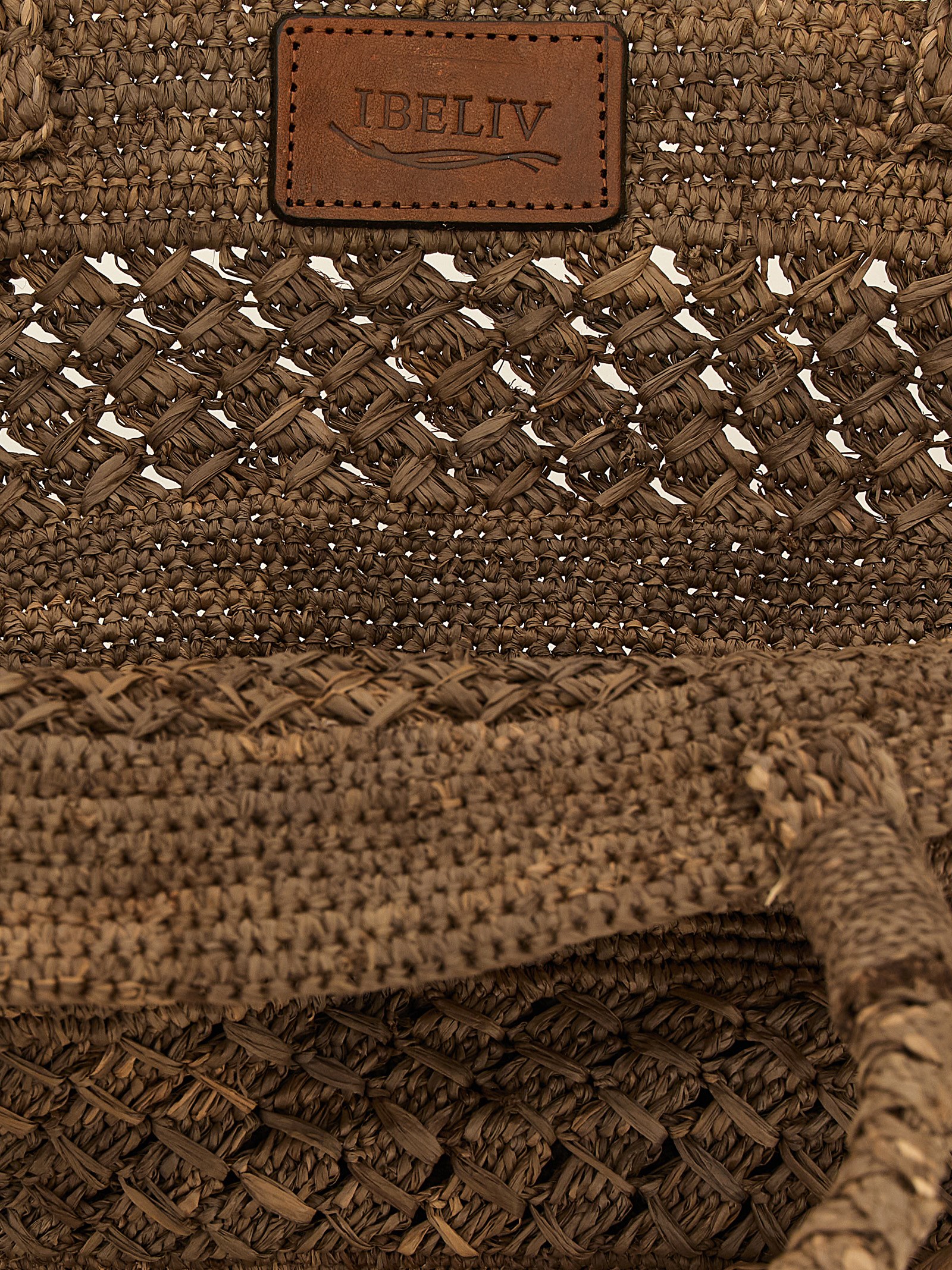 トートバッグ IBELIV SS25 SOL BAG (SOL TEA) Chic basket bag in RAFFIA - SOL | IBELIV