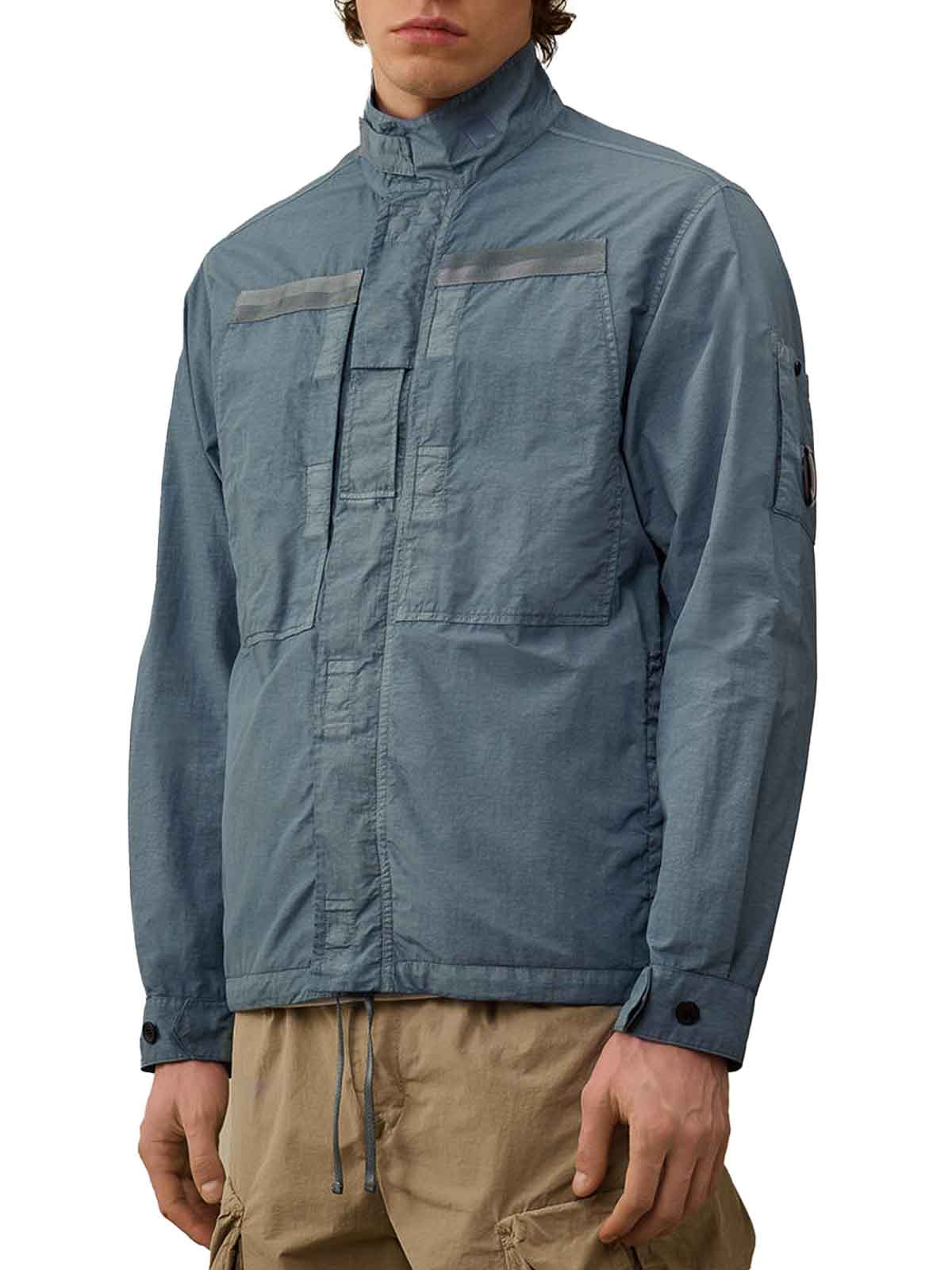 Flat nylon jacket with iconic logo detail 18CMOS081A005991G872 (C.P. Company / カジュアルジャケット・ベスト ) | C.P. Company (シーピーカンパニー)(1)