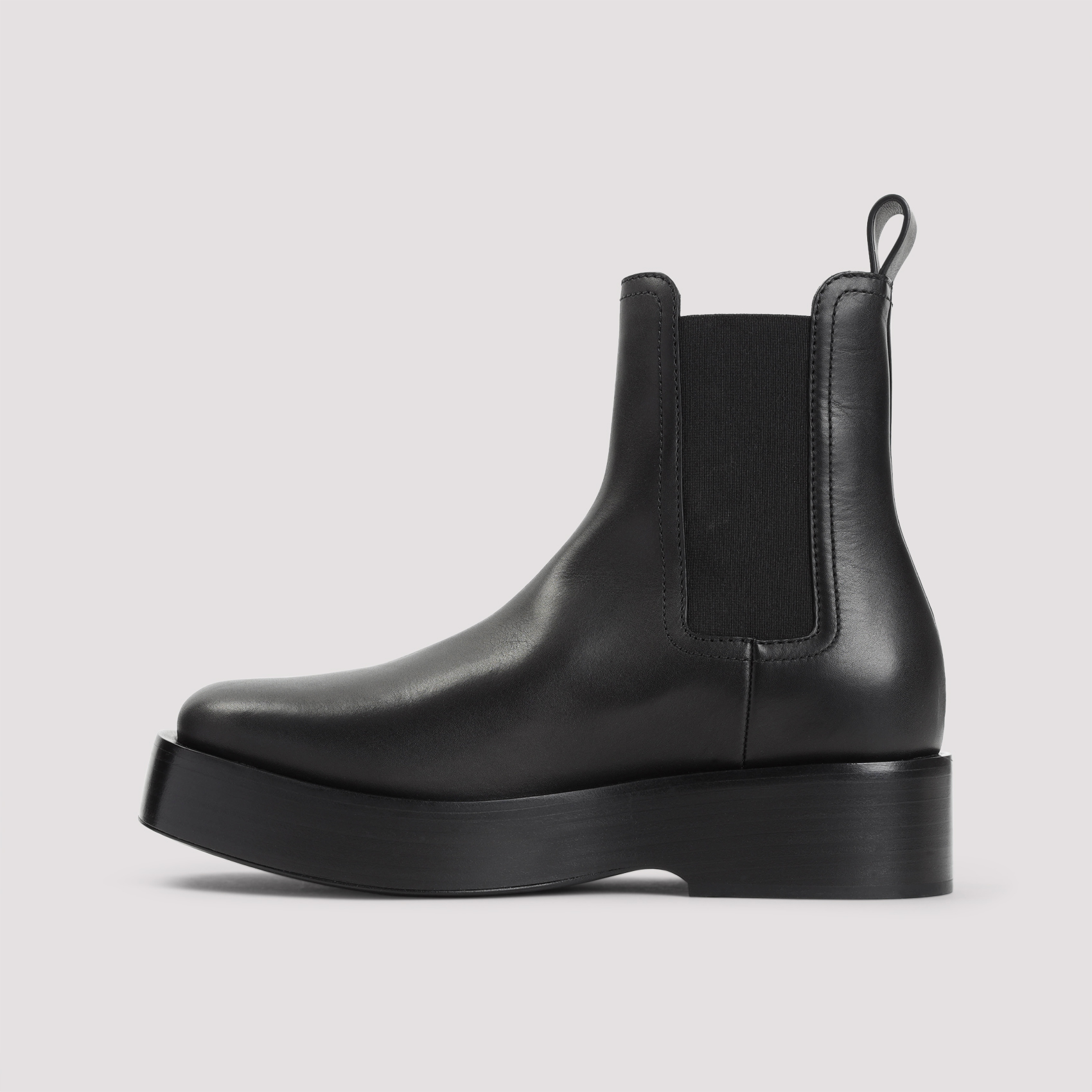 Black leather Chelsea ankle boots 810479V4QK01000 (Bottega Veneta / ブーツ ) | Bottega Veneta (ボッテガ・ヴェネタ)(2)