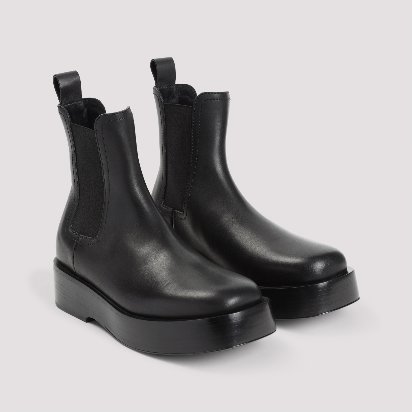 Black leather Chelsea ankle boots 810479V4QK01000 (Bottega Veneta / ブーツ ) | Bottega Veneta (ボッテガ・ヴェネタ)(3)