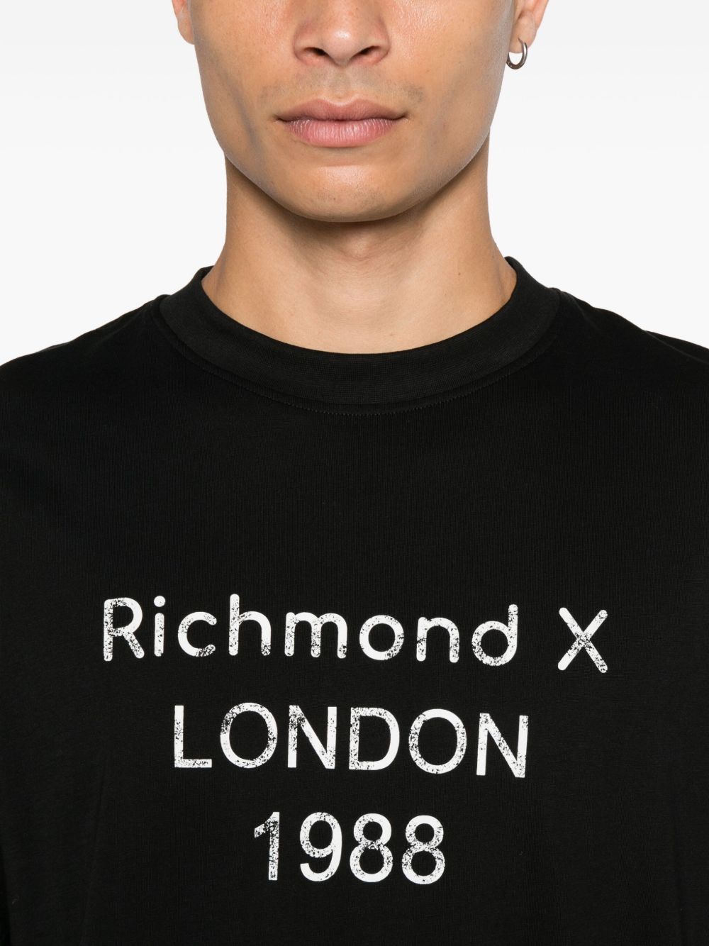 John Richmond T-shirts and Polos Black UMA25169TSKORDISBLK (JOHN RICHMOND / Tシャツ・カットソー ) | JOHN RICHMOND (ジョン リッチモンド)(2)