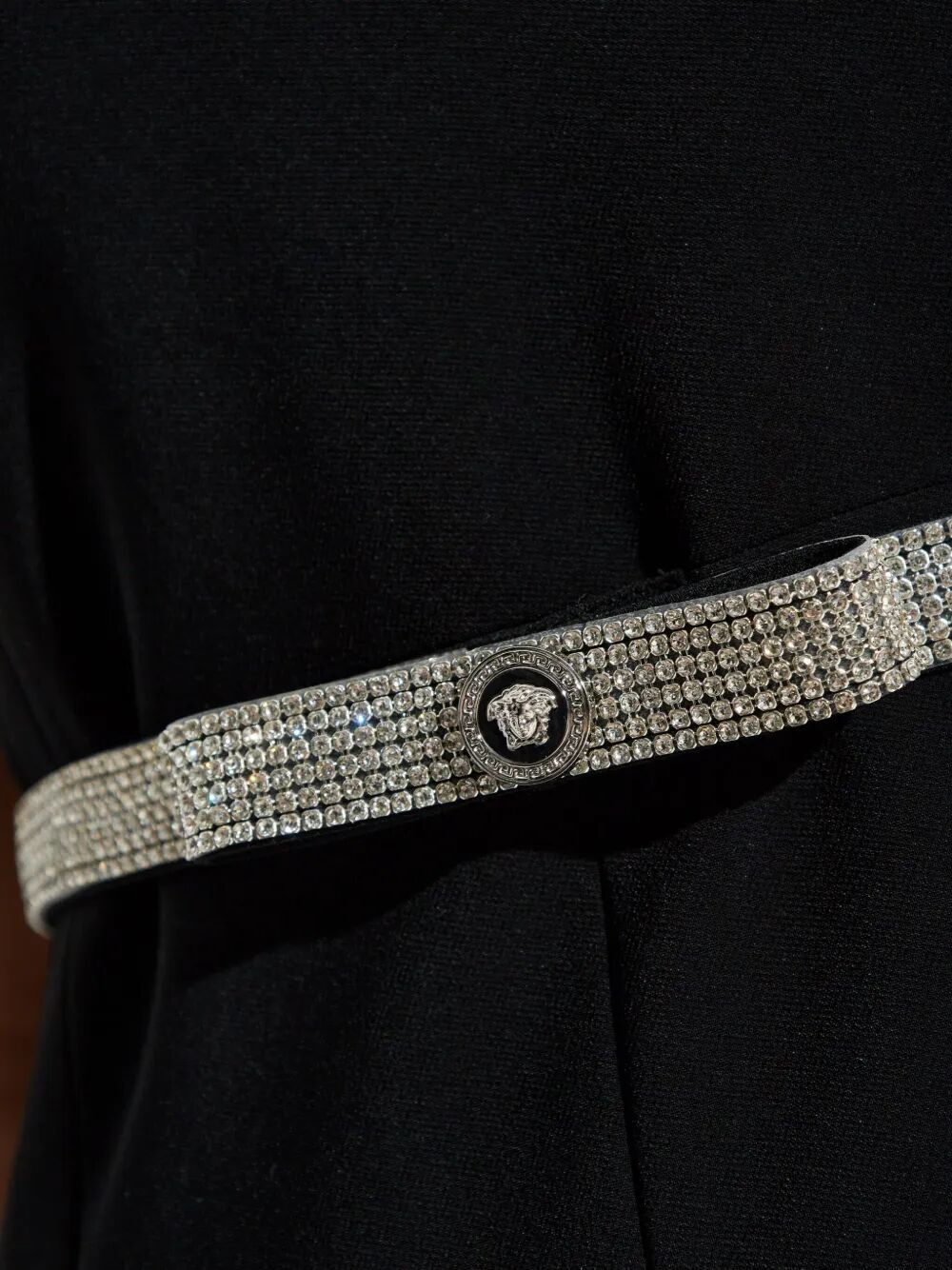 CRYSTAL-EMBELLISHED BELT COCKTAIL DRESS 10211841A133621B000 (VERSACE / ワンピース・ドレス・オールインワン ) | VERSACE (ヴェルサーチェ)(2)