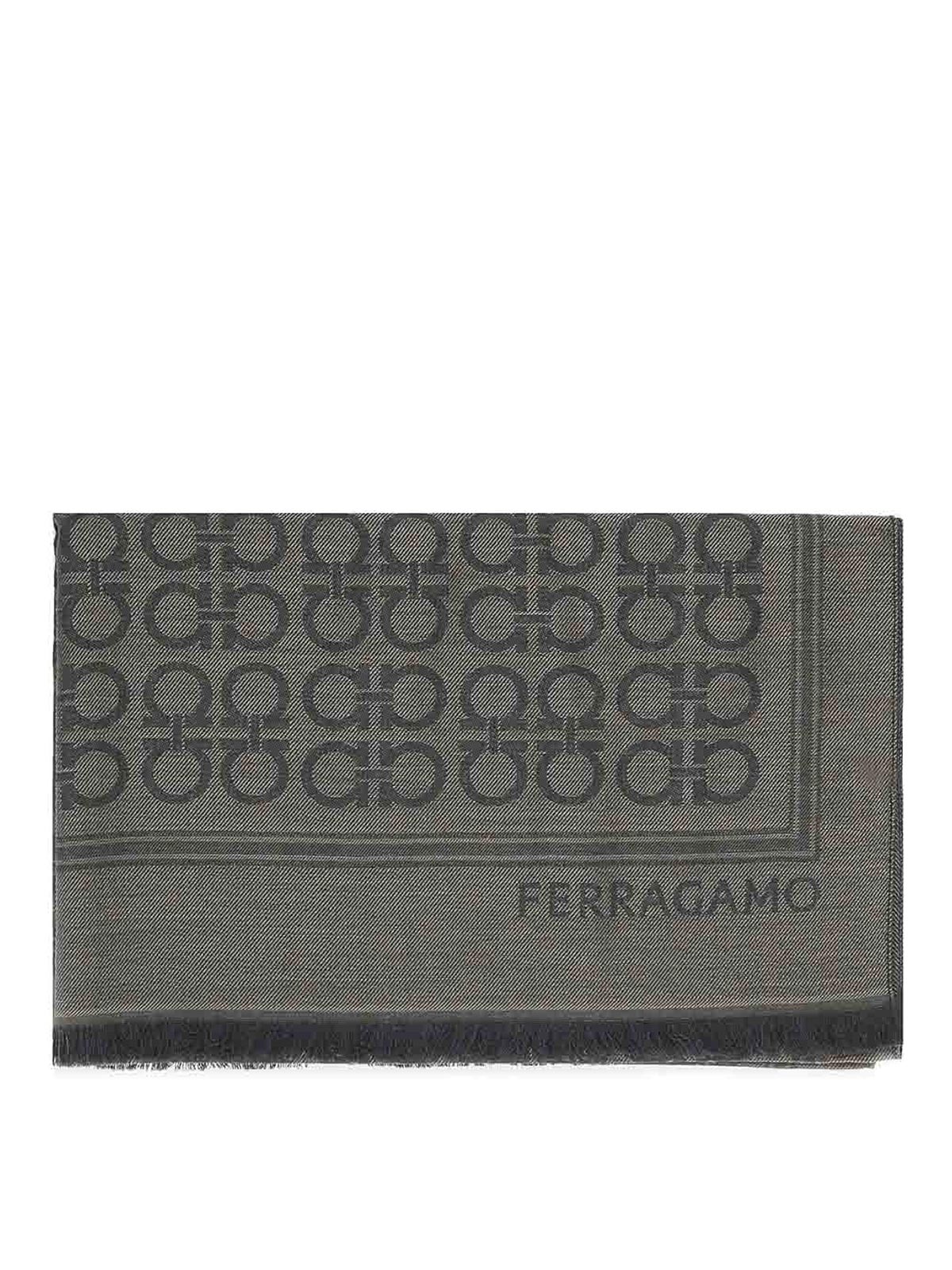 Gancini Square Stole 520144785250004 (FERRAGAMO / スカーフ・マフラー ) | FERRAGAMO (フェラガモ)