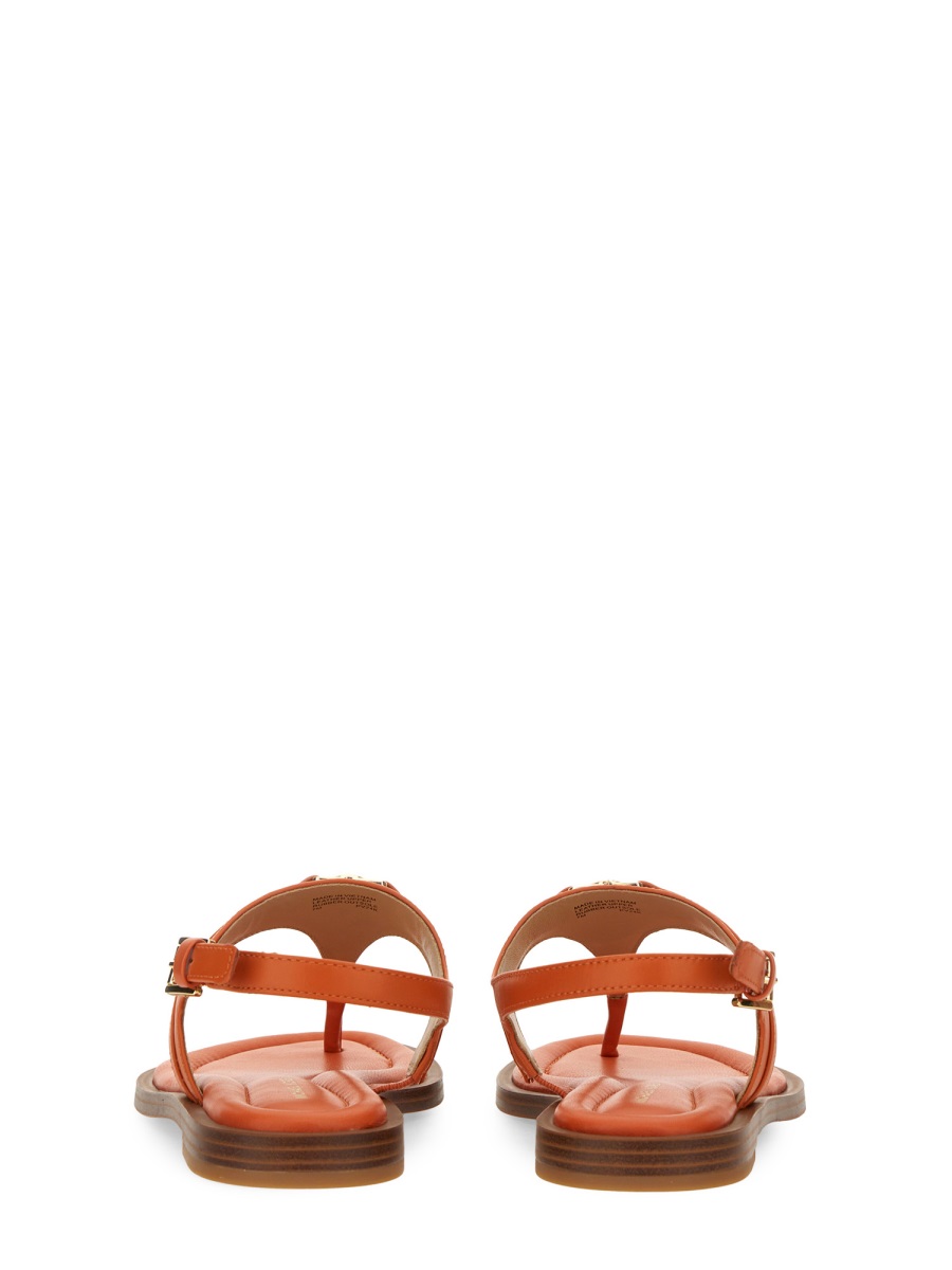 SANDAL 
