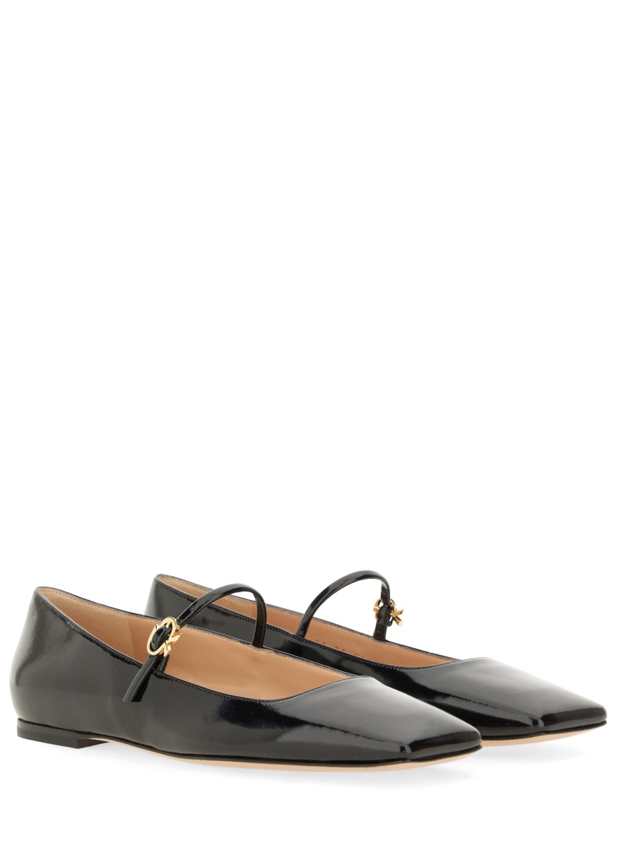 BALLERINA "CHRISTINA 05" G2224605CUOBLACK (Gianvito Rossi / フラットシューズ ) | Gianvito Rossi (ジャンヴィト ロッシ)(1)