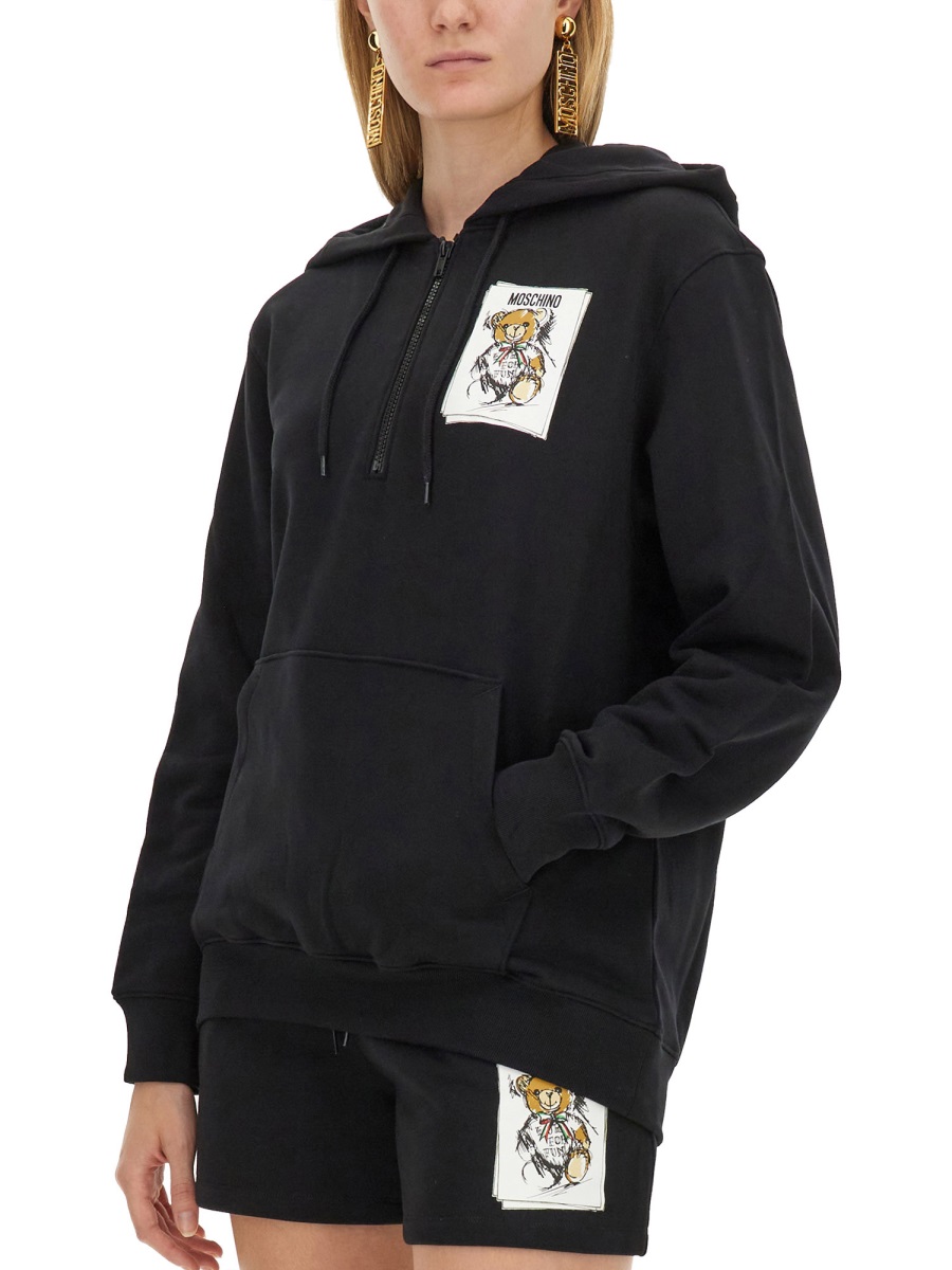 SWEATSHIRT WITH LOGO PRINT 1708552874X1555 (MOSCHINO / スウェット・フーディー ) | MOSCHINO (モスキーノ)(3)