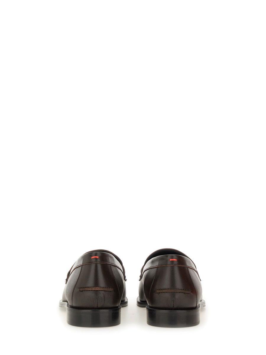 MOCCASIN 