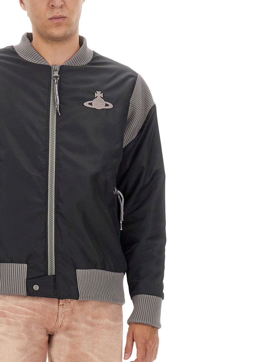 BOMBER JACKET WITH LOGO 33040009W00M0N401 (Vivienne Westwood / カジュアルジャケット ) | Vivienne Westwood (ヴィヴィアン・ウェストウッド)(2)