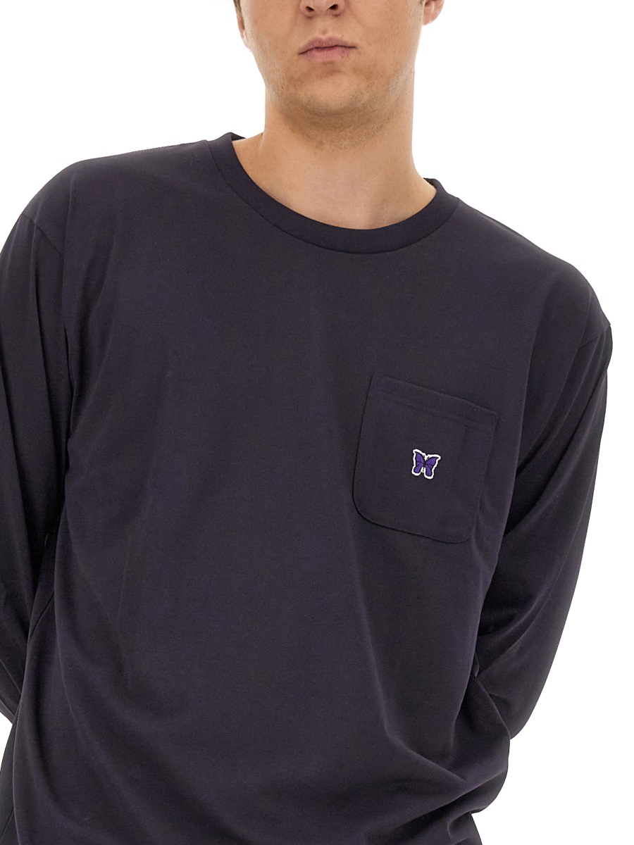 Tシャツ・カットソー Needles FW23 T-SHIRT WITH LOGO (NS272_B-EGGPLANT) Tシャツ・カットソー Needles FW23 T-SHIRT WITH LOGO (NS272_B