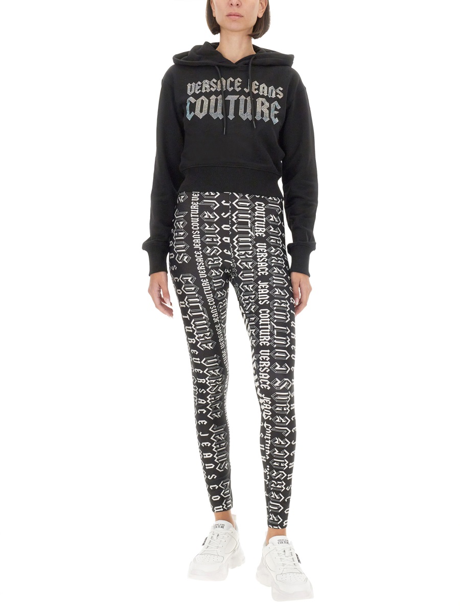 SWEATSHIRT WITH LOGO 77HAIL00CF00L899 (VERSACE JEANS COUTURE / スウェット・フーディー ) | VERSACE JEANS COUTURE (ヴェルサーチェ ジーンズ クチュール)(1)