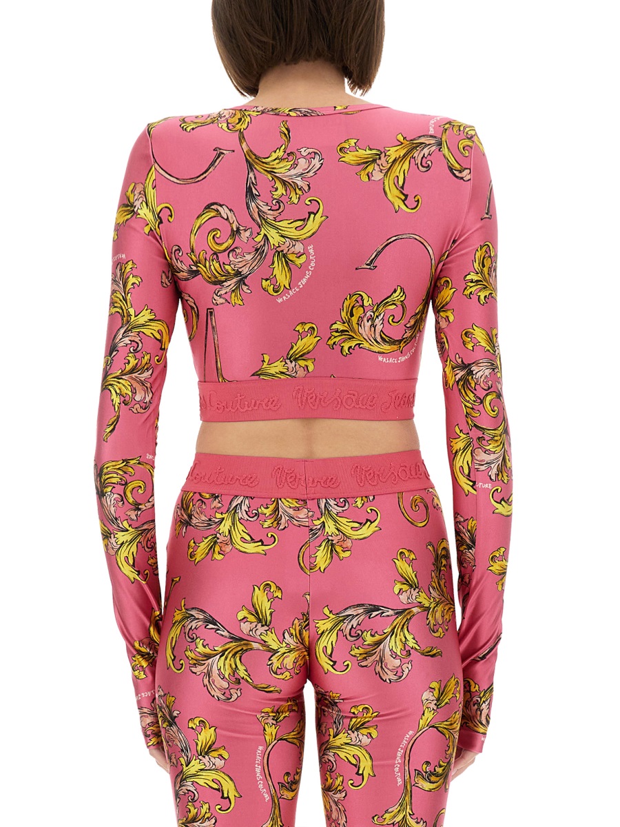 "OUTLINE BAROQUE" SHORT TOP 78HAH218JS470494 (VERSACE JEANS COUTURE / Tシャツ・カットソー ) | VERSACE JEANS COUTURE (ヴェルサーチェ ジーンズ クチュール)(2)