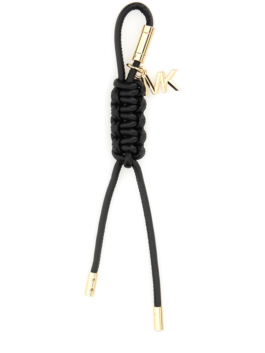 BAG CHARM WITH LOGO 32T5GD0K9V001BLACK (MICHAEL MICHAEL KORS / バッグアクセサリー ) | MICHAEL MICHAEL KORS (マイケル・マイケル・コース)(1)