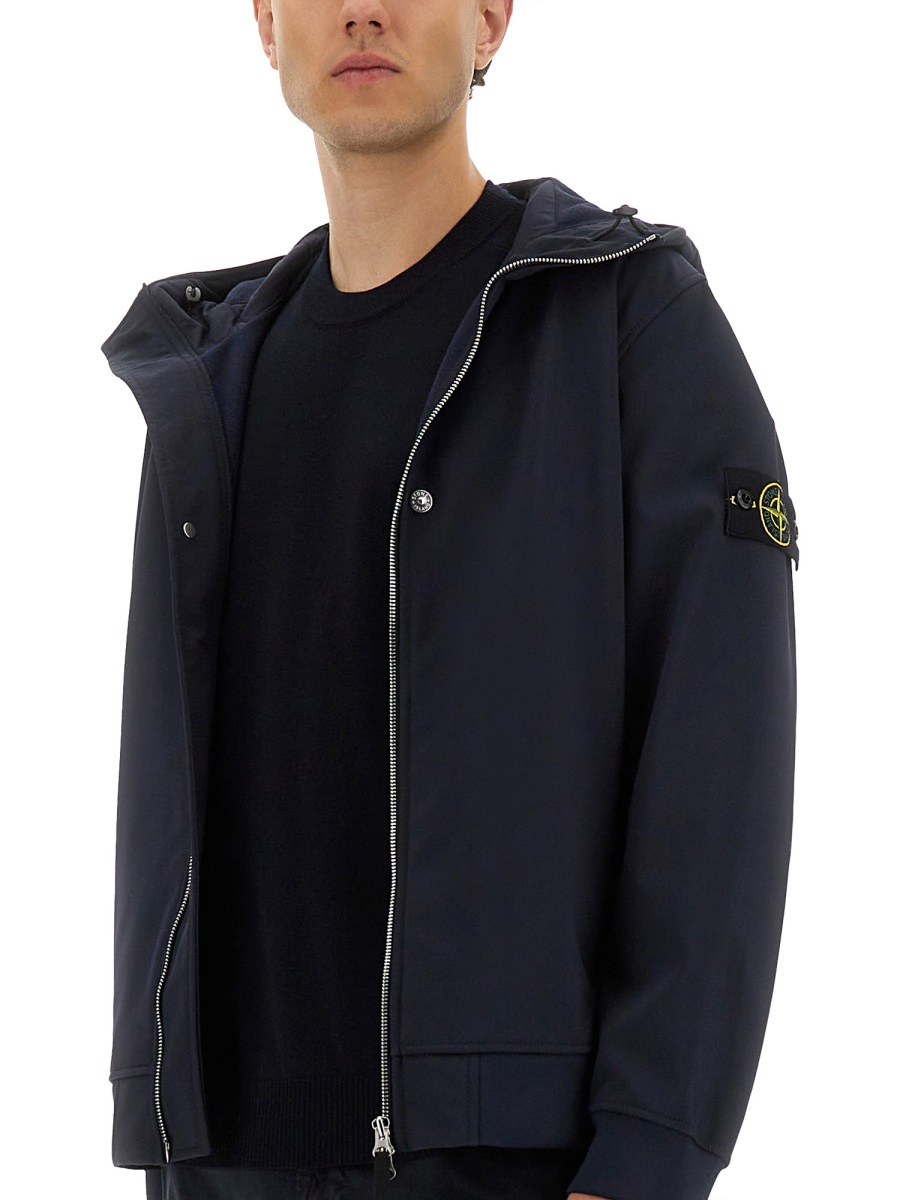 LIGHTWEIGHT HOODED JACKET Q100004S0B22V0020 (STONE ISLAND / カジュアルジャケット ) | STONE ISLAND (ストーンアイランド)(3)
