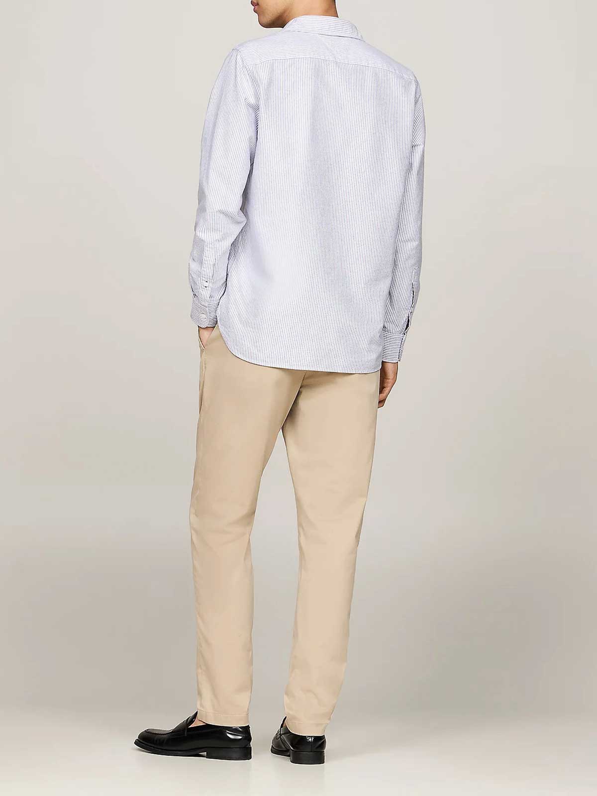 Oxford Heritage Regular Fit shirt on striped MW0MW362380A8 (TOMMY HILFIGER / シャツ・ブラウス ) | TOMMY HILFIGER (トミーフィルフィガー)(2)