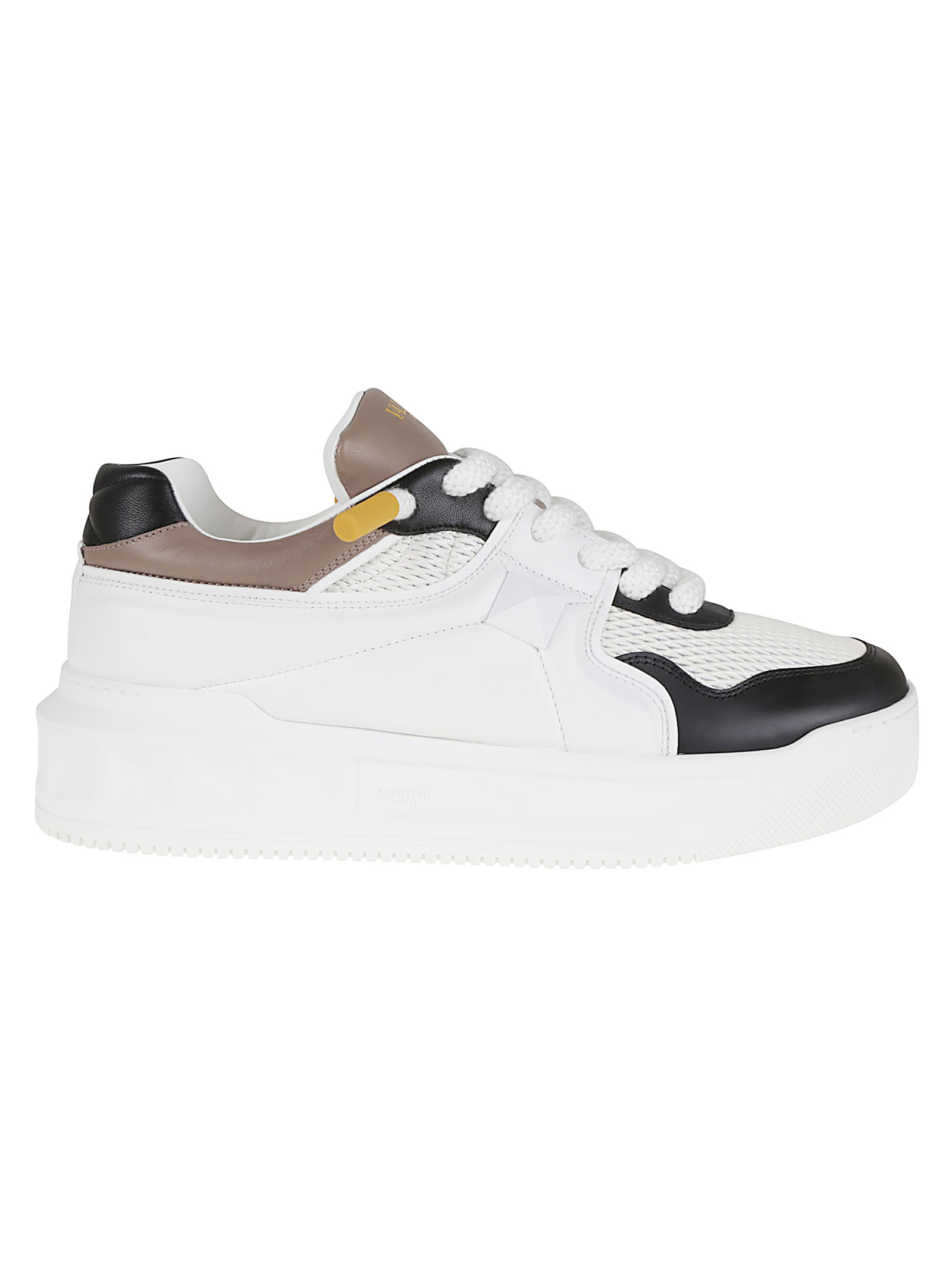 SNEAKER ONE STUD XL YS0G37WWARJF (Valentino Garavani / スニーカー ) | Valentino Garavani (ヴァレンティノ)