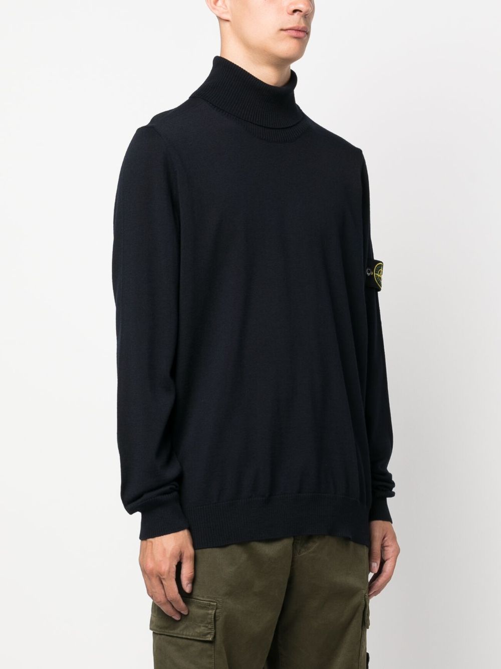 ROLL-NECK FINE KNIT WOOL JUMPER 7915525C4A0020 (STONE ISLAND / ニット・セーター・カーディガン ) | STONE ISLAND (ストーンアイランド)(1)
