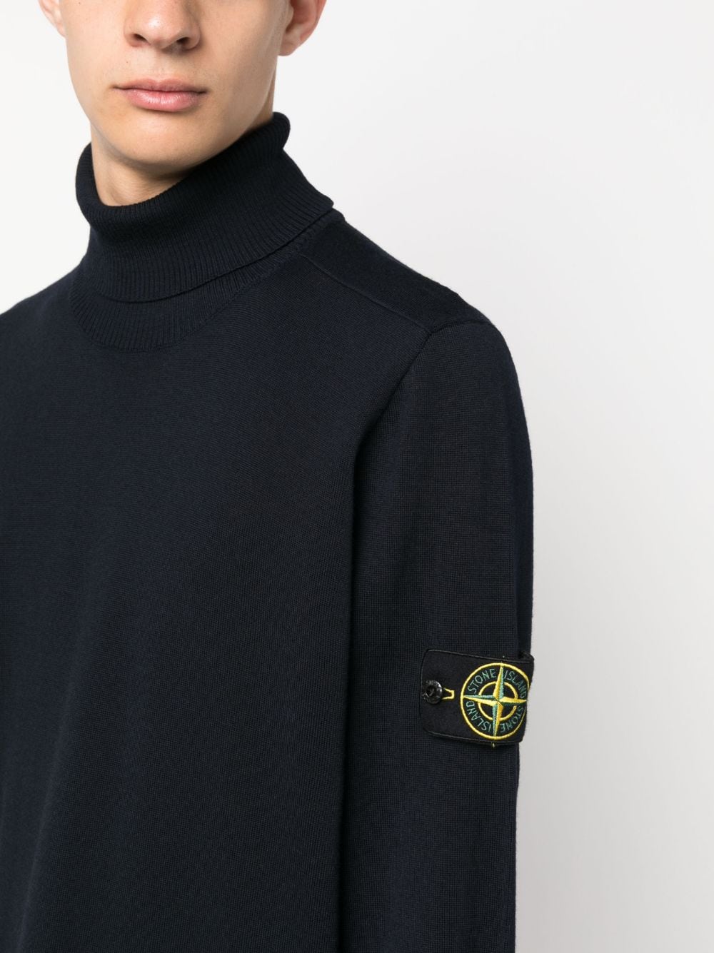 ROLL-NECK FINE KNIT WOOL JUMPER 7915525C4A0020 (STONE ISLAND / ニット・セーター・カーディガン ) | STONE ISLAND (ストーンアイランド)(4)