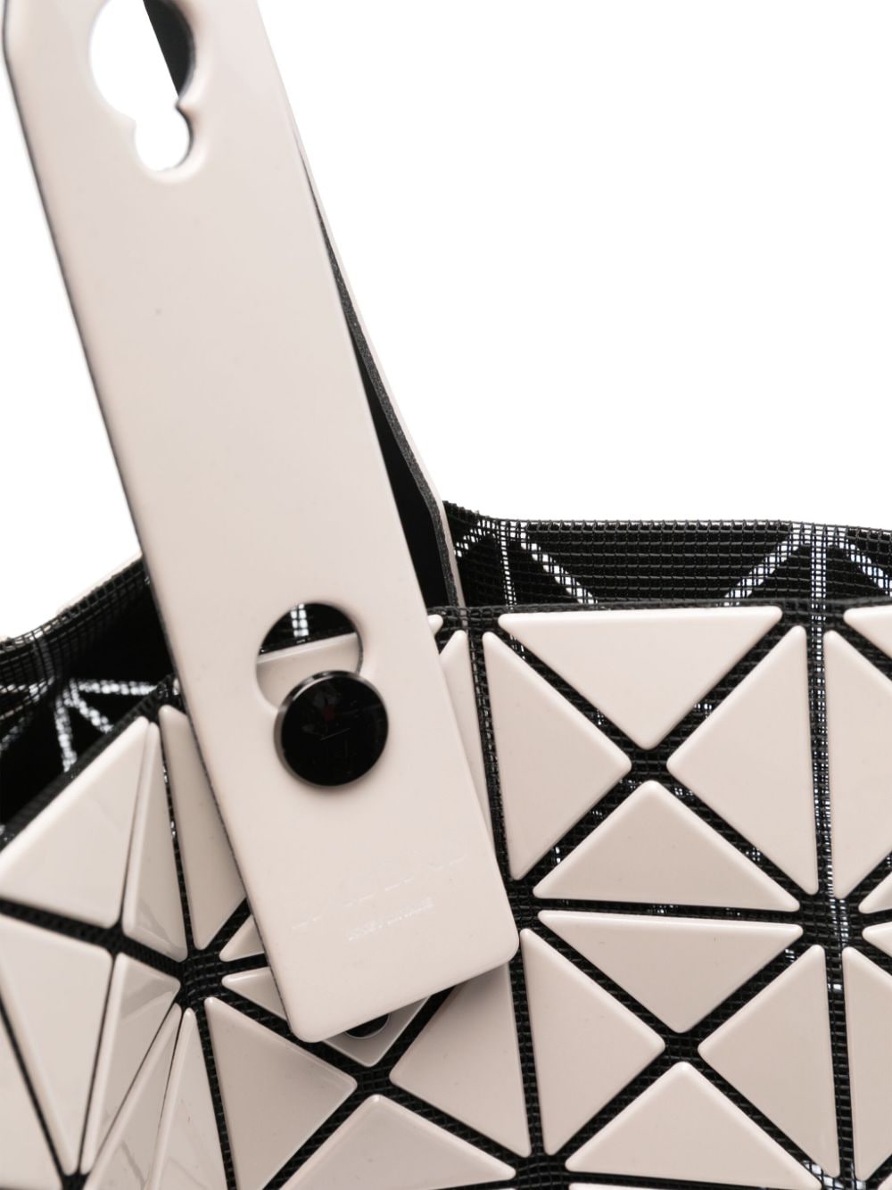 Bao Bao Issey Miyake Bags.. Beige BB58AG04340 (BAO BAO ISSEY MIYAKE / ハンドバッグ・ショルダーバッグ ) | BAO BAO ISSEY MIYAKE (バオバオイッセイミヤケ)(3)