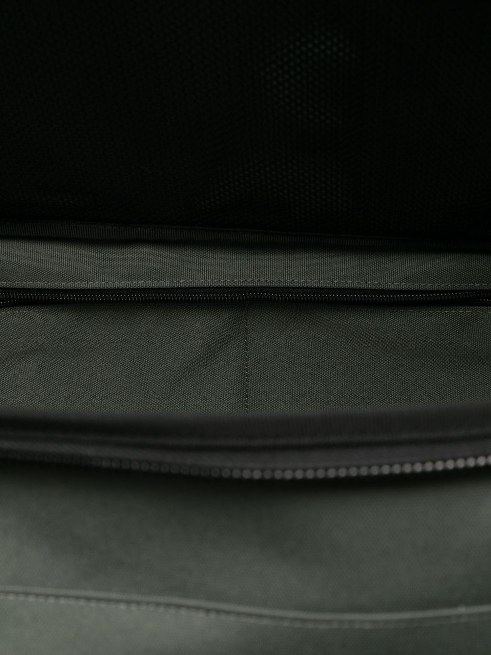 CARHARTT WIP MAIN Bags.. Green I0315802ZXXX (Carhartt WIP / ビジネス・トラベルバッグ ) | Carhartt WIP (カーハート)(1)