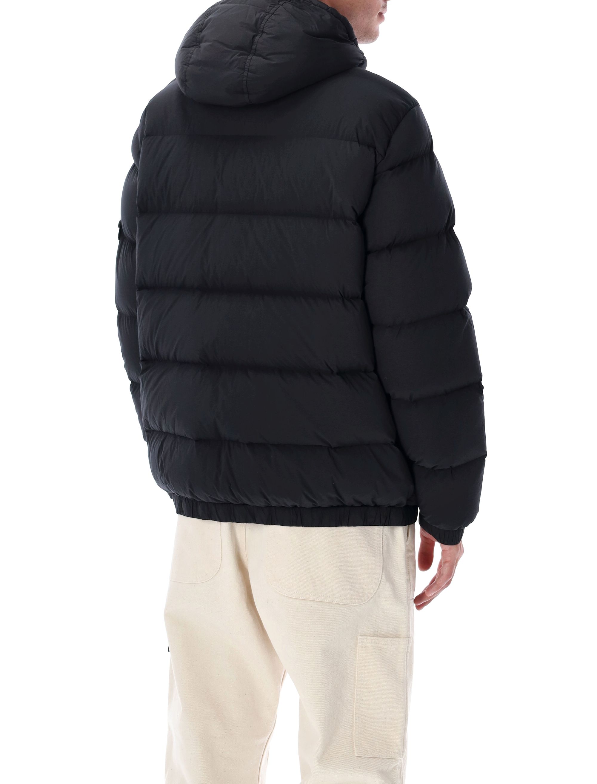 Stone Island Coats Black S154100040S0028V0029 (STONE ISLAND / ダウンジャケット・コート ) | STONE ISLAND (ストーンアイランド)(1)