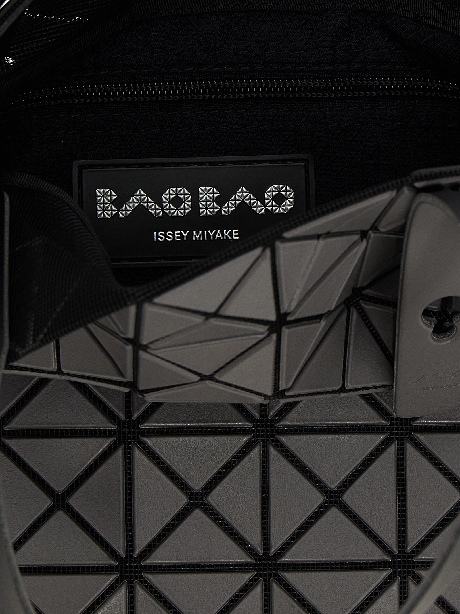 'Prism Matte' handbag BB58AG50714 (BAO BAO ISSEY MIYAKE / ハンドバッグ・ショルダーバッグ ) | BAO BAO ISSEY MIYAKE (バオバオイッセイミヤケ)(3)