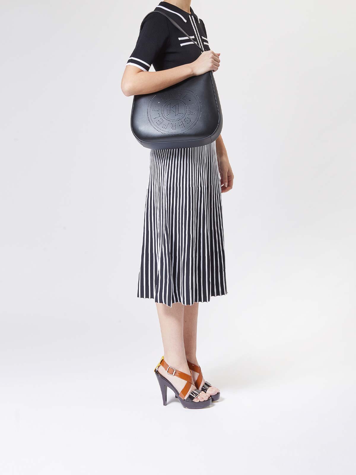 K/Circle Hobo Bag Perforated A1W30213999 (KARL LAGERFELD / ハンドバッグ・ショルダーバッグ ) | KARL LAGERFELD (カール・ラガーフェルド)(1)