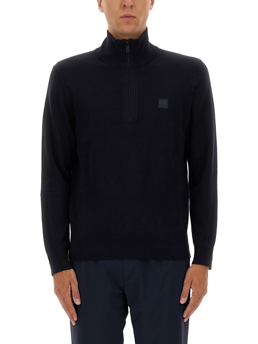 ZIPPERED SWEATER WITH LOGO PATCH 5052758510265846404 (HUGO BOSS / ニット・セーター・カーディガン ) | HUGO BOSS (ヒューゴボス)