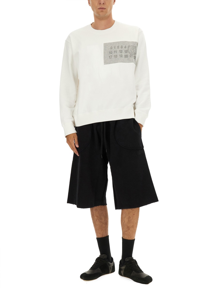 SWEATSHIRT WITH LOGO SH0GU0029M25014101 (MM6 Maison Margiela / スウェット・フーディー ) | MM6 Maison Margiela (エムエムシックス)(1)