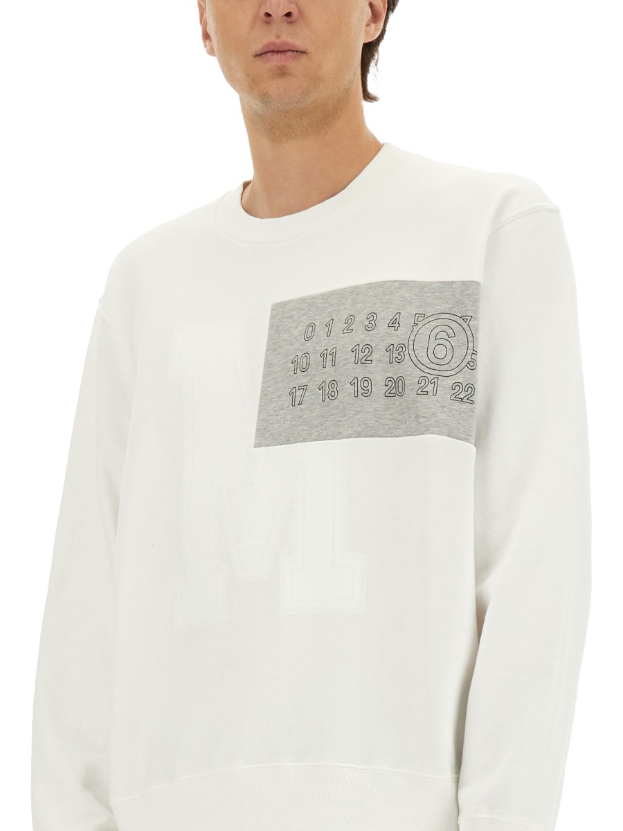SWEATSHIRT WITH LOGO SH0GU0029M25014101 (MM6 Maison Margiela / スウェット・フーディー ) | MM6 Maison Margiela (エムエムシックス)(3)