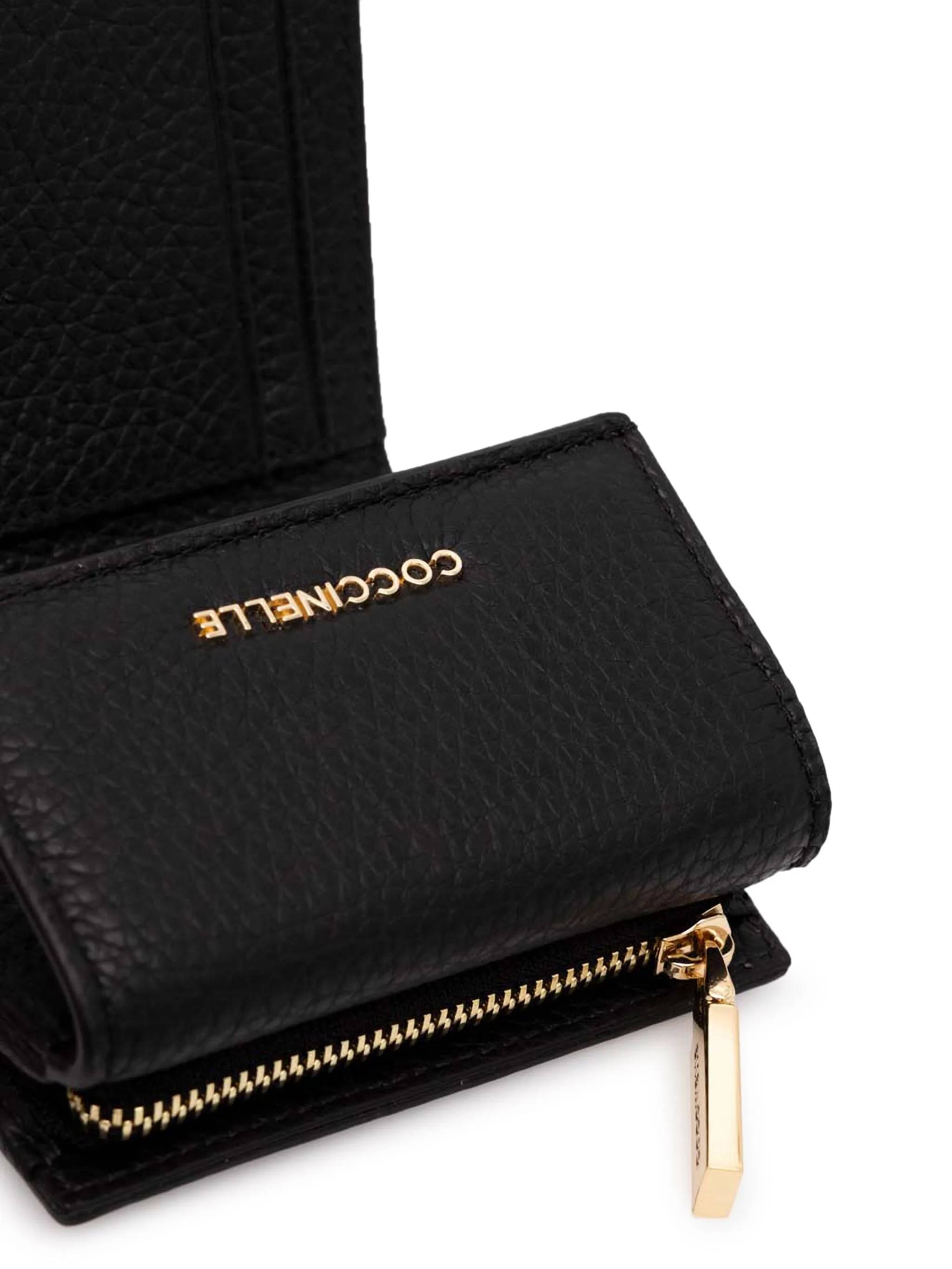 Coccinelle Wallets Black E2MW511B801001 (COCCINELLE / 財布・カードケース ) | COCCINELLE (コチネレ)(2)