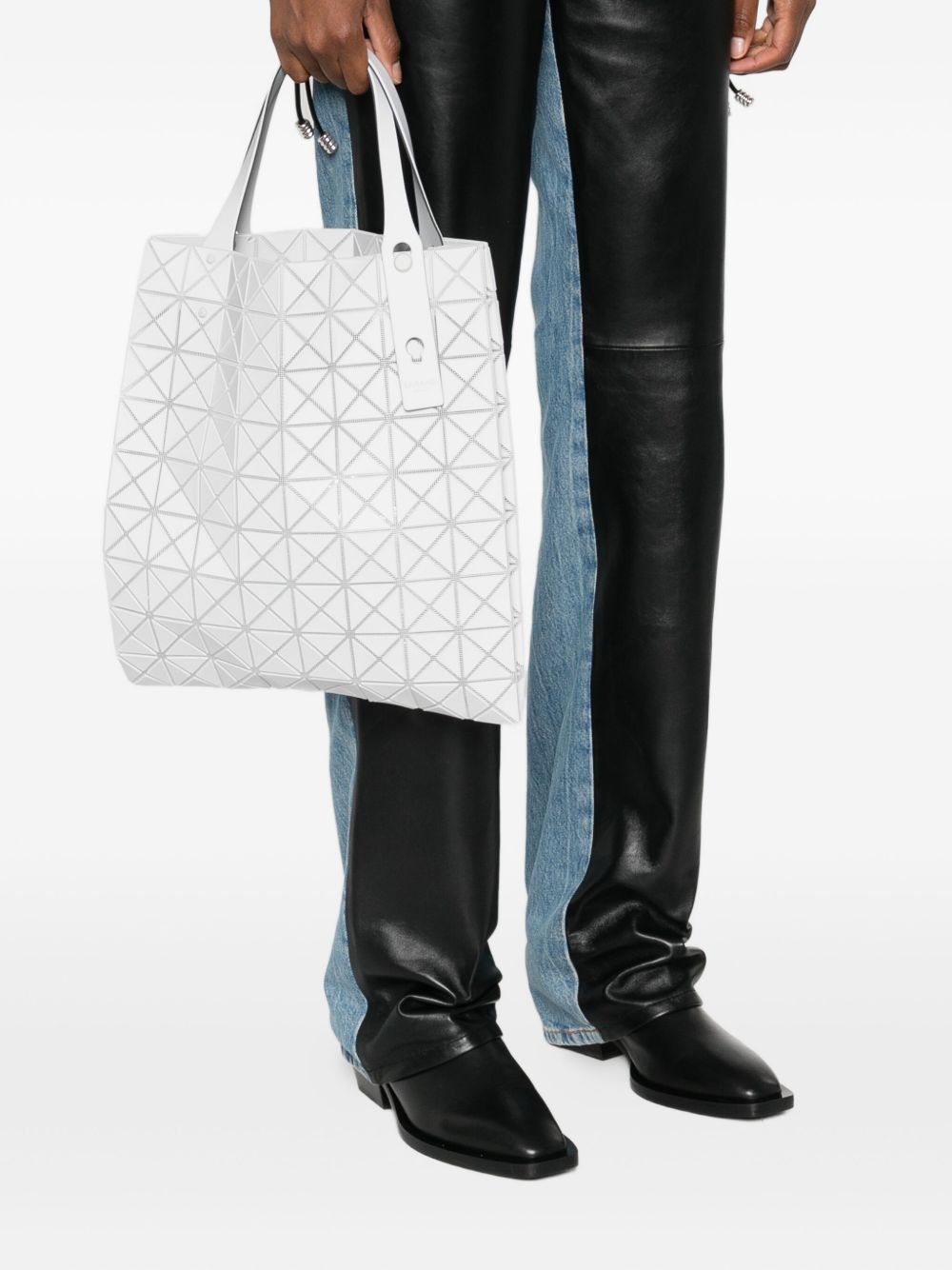 Bao Bao Issey Miyake Bags.. Light Grey BB58AG51211 (BAO BAO ISSEY MIYAKE / トートバッグ ) | BAO BAO ISSEY MIYAKE (バオバオイッセイミヤケ)(1)