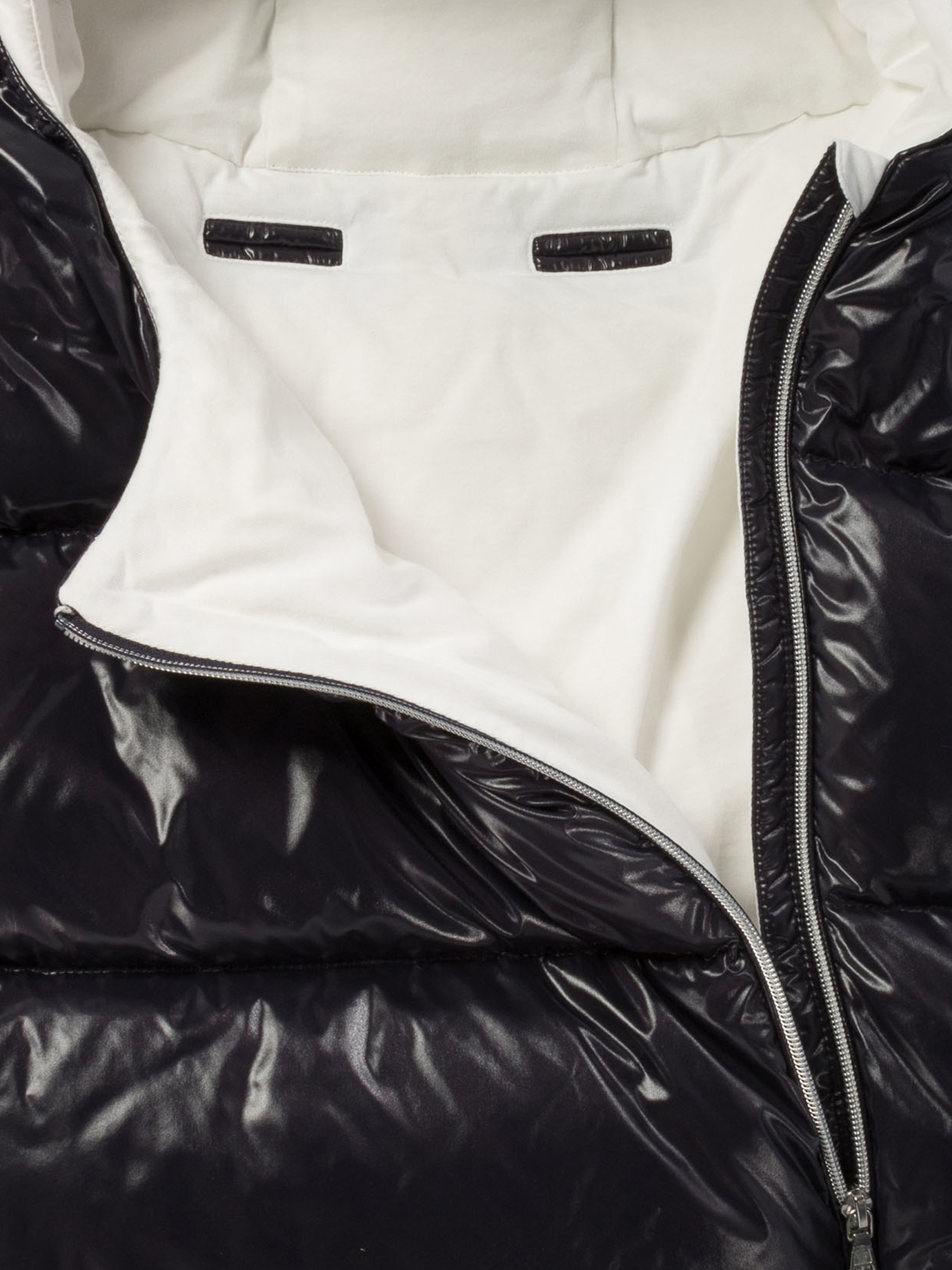 Down-filled baby nest 1E000025963V77D (Moncler / ダウンジャケット・コート ) | Moncler (モンクレール)(2)