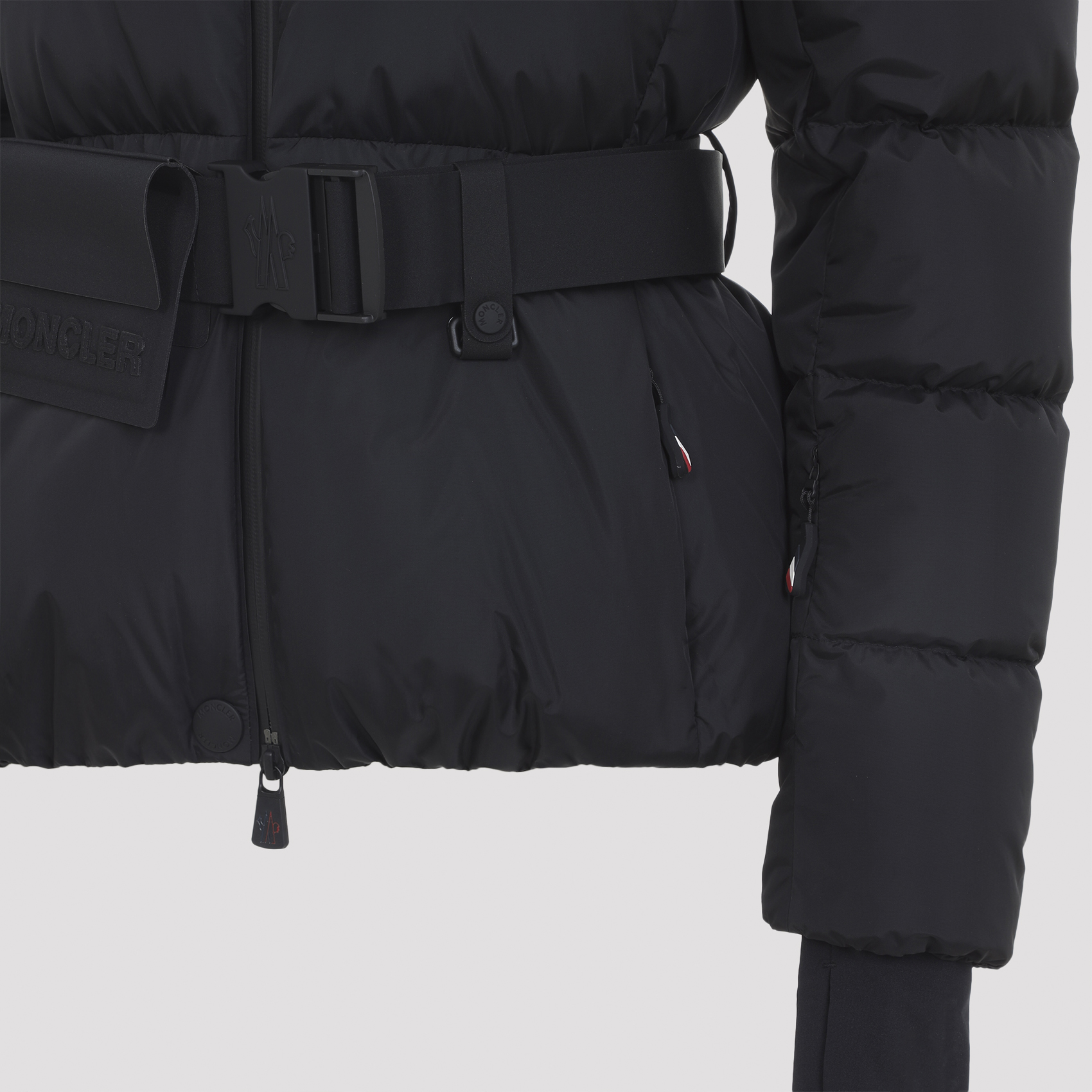 SHORT BOUQUETIN DOWN JACKET K20981A00068595JN999 (Moncler Grenoble / ダウンジャケット・コート ) | Moncler Grenoble (モンクレール グルノーブル)(3)