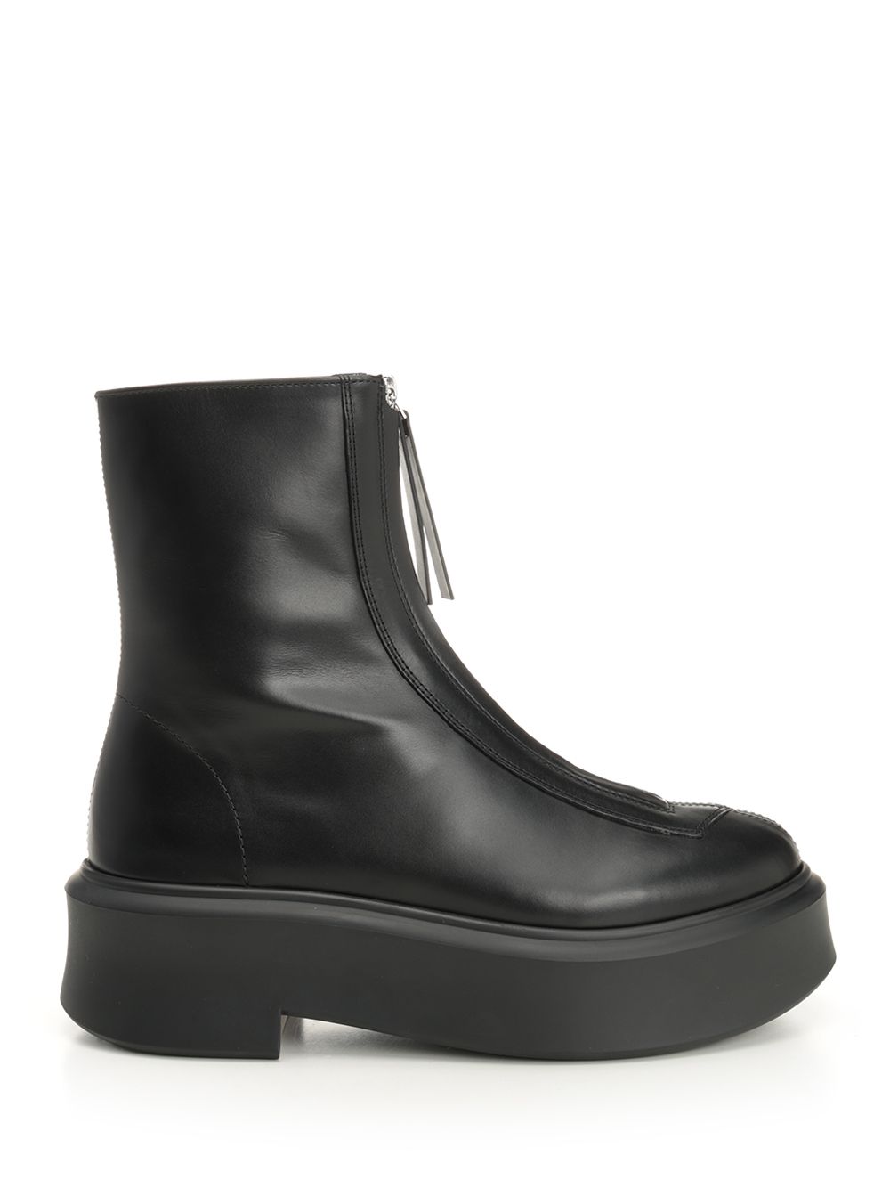 Zipped Boot I in Leather F1144L64RBLK (The Row / ブーツ ) | The Row (ザ・ロウ)
