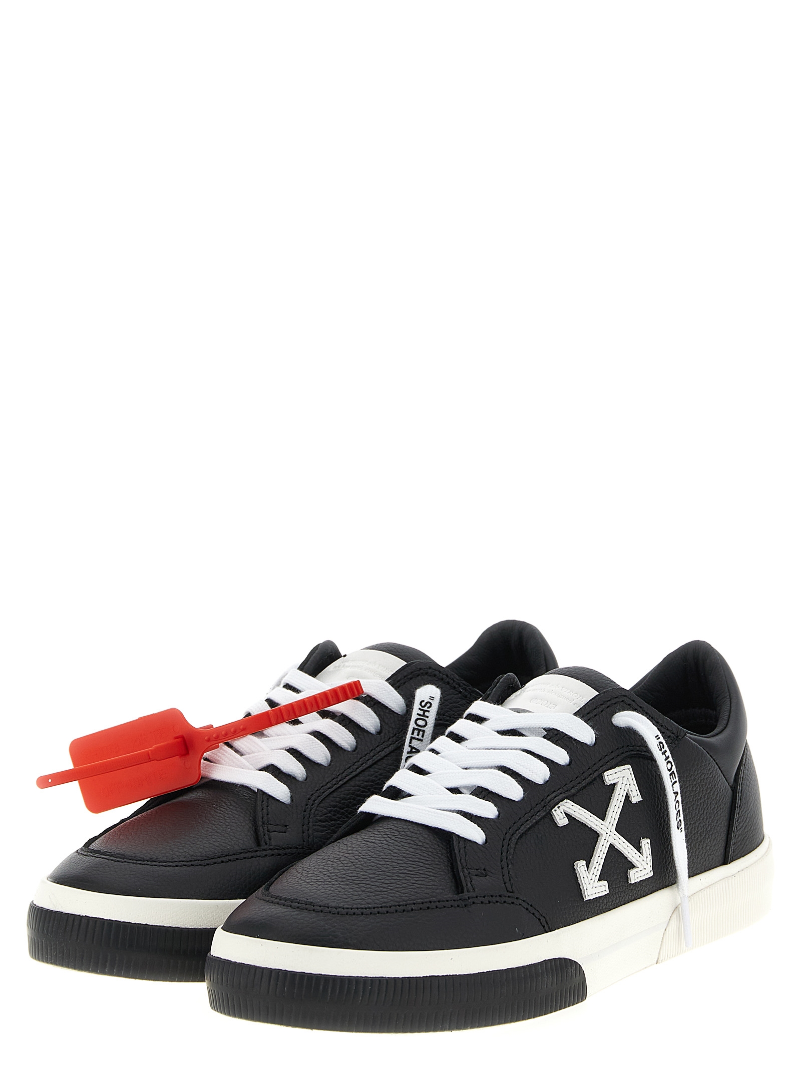 'New Low Vulcanized Leather' sneakers OMIA293C99LEA00210011001 (Off-White / スニーカー ) | Off-White (オフホワイト)(1)