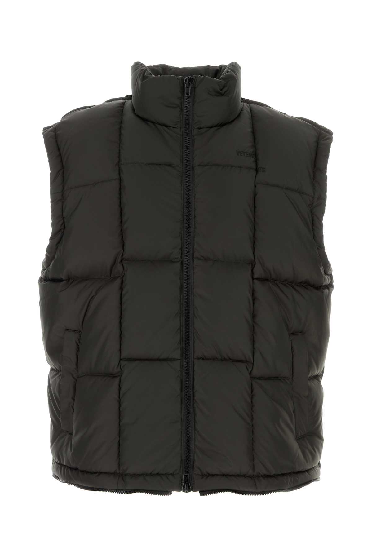 Dark brown polyester down jacket UA65JA105BBLACKOUT (VETEMENTS / ベスト ) | VETEMENTS (ヴェトモン)